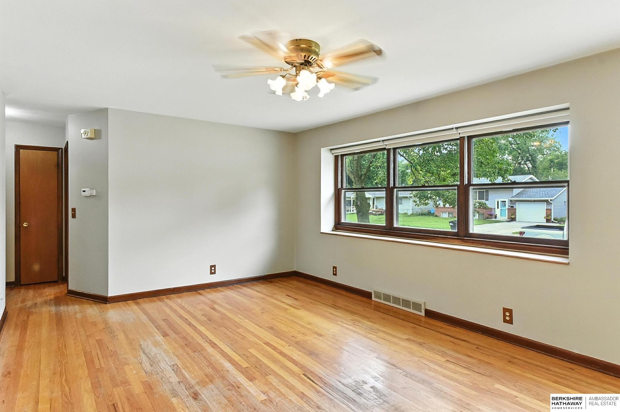 6317 Camden Avenue, Omaha, Nebraska image 8
