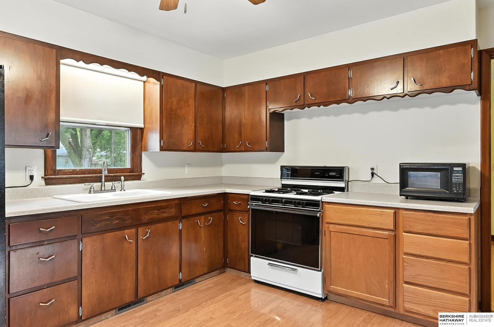 6317 Camden Avenue, Omaha, Nebraska image 10