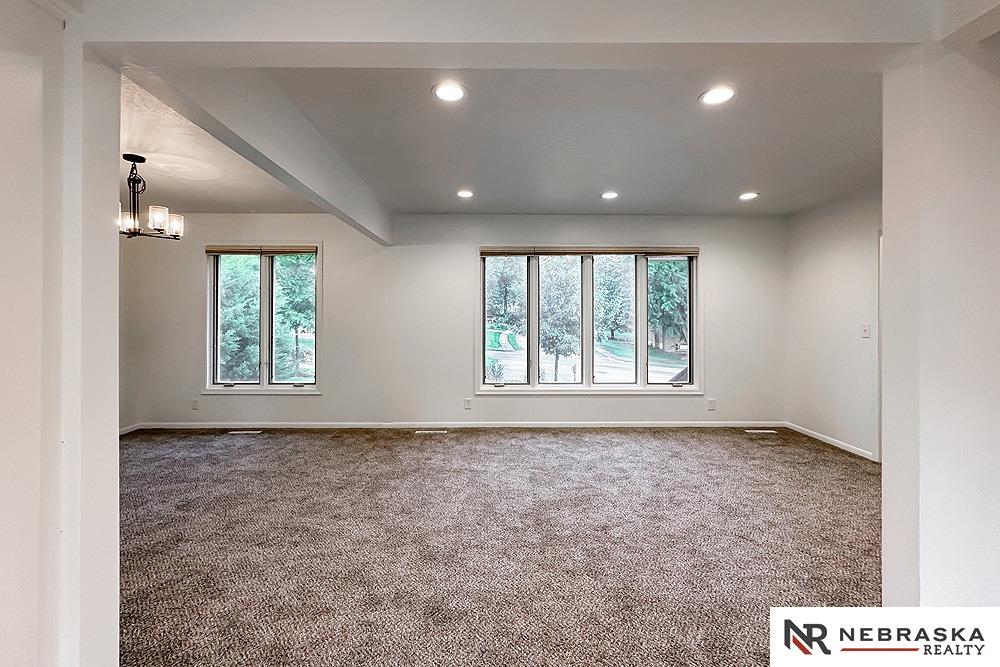 11516 Roanoke Boulevard, Omaha, Nebraska image 11
