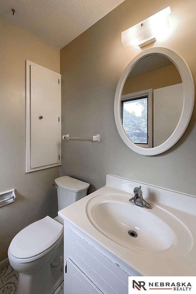 11516 Roanoke Boulevard, Omaha, Nebraska image 31