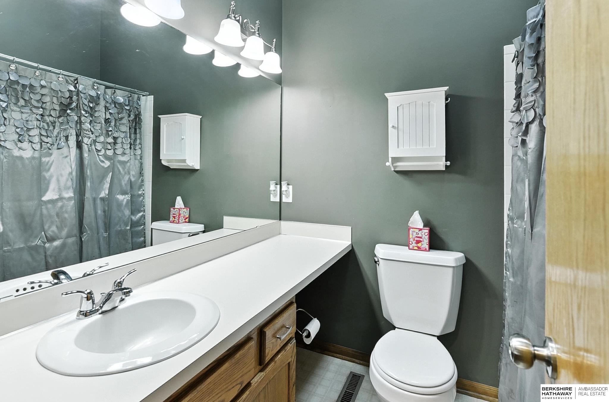 15421 Garfield Street, Omaha, Nebraska image 22