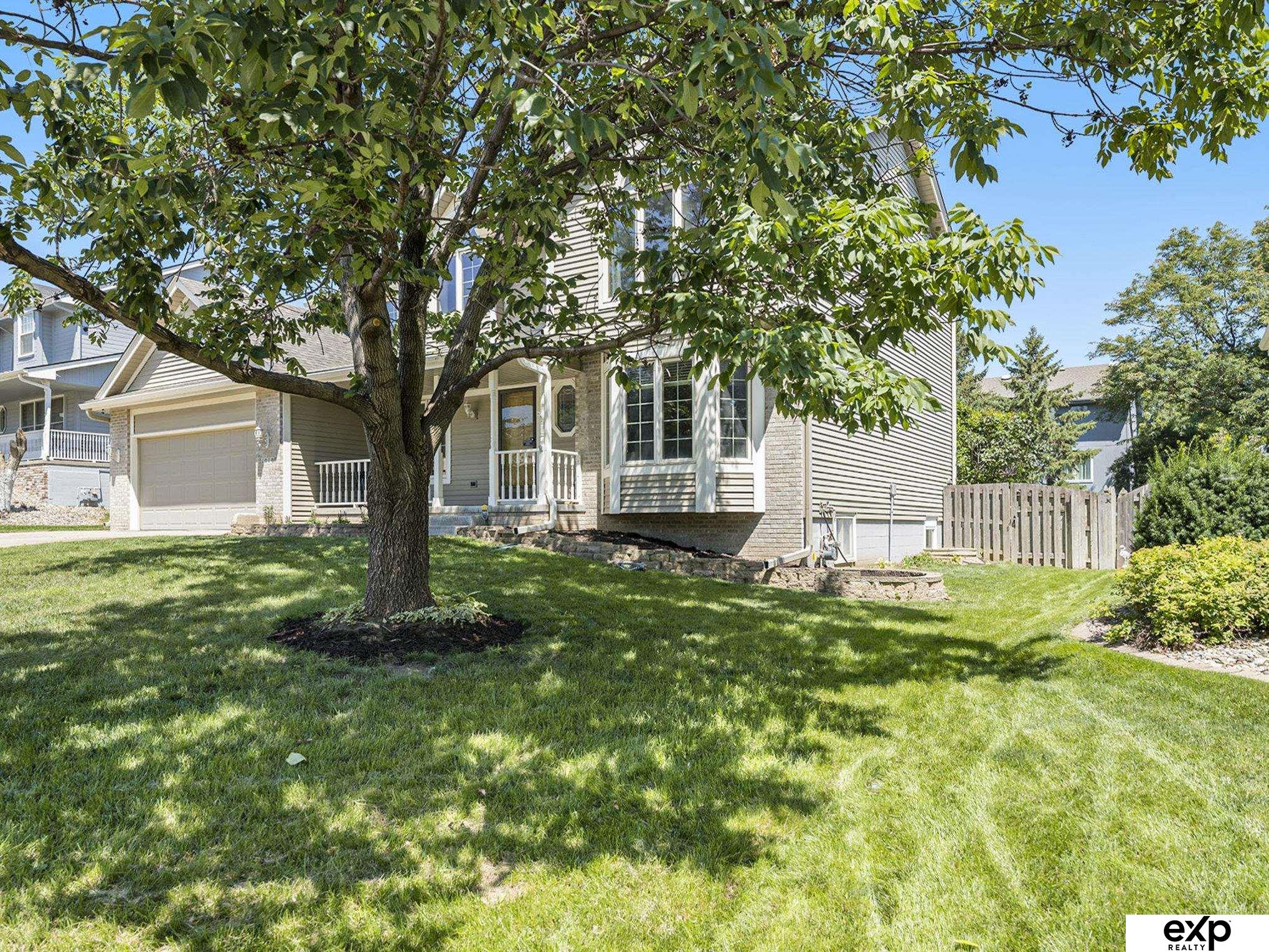 1010 Hogan Drive, Papillion, Nebraska image 3