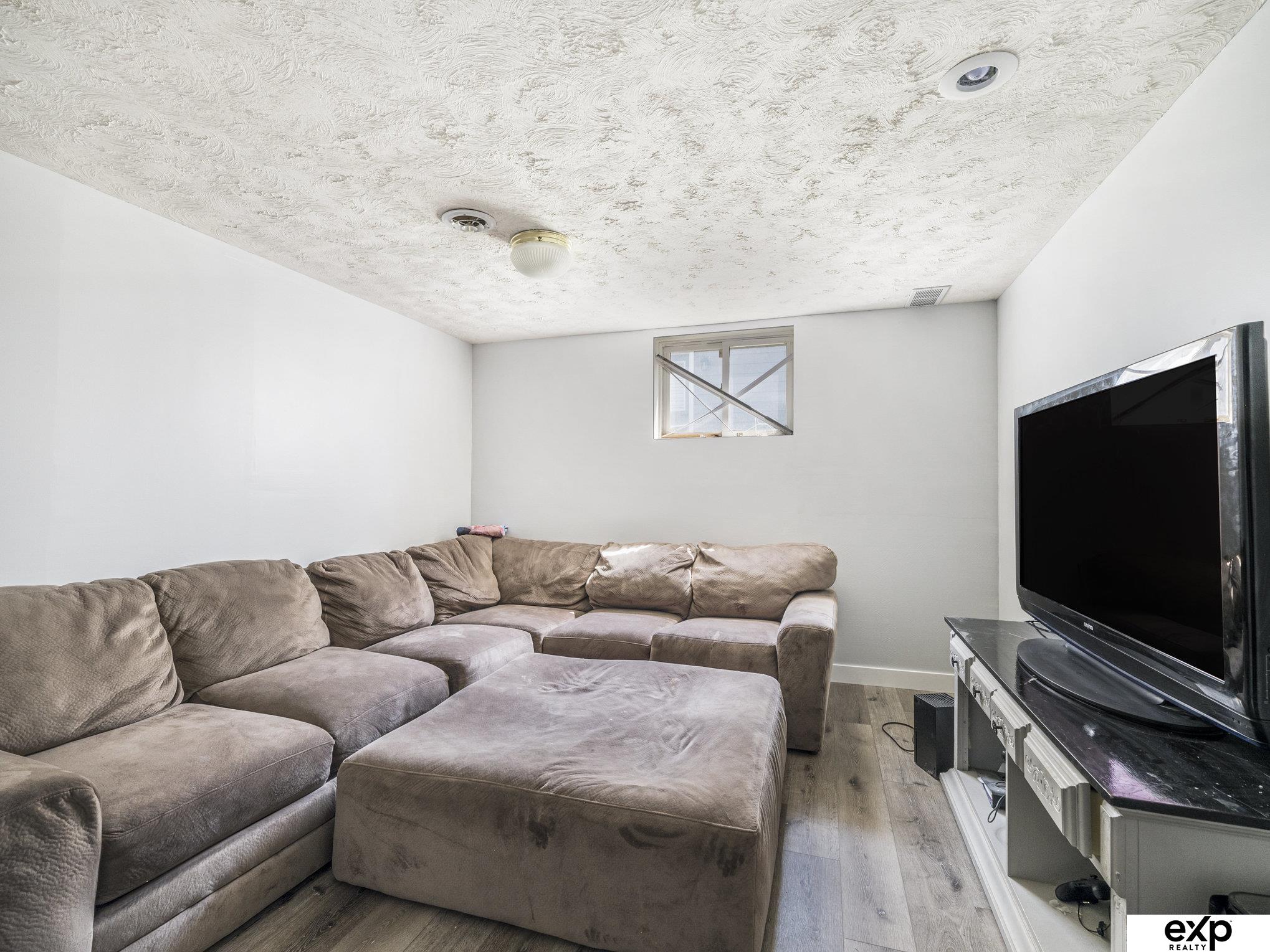 1010 Hogan Drive, Papillion, Nebraska image 27