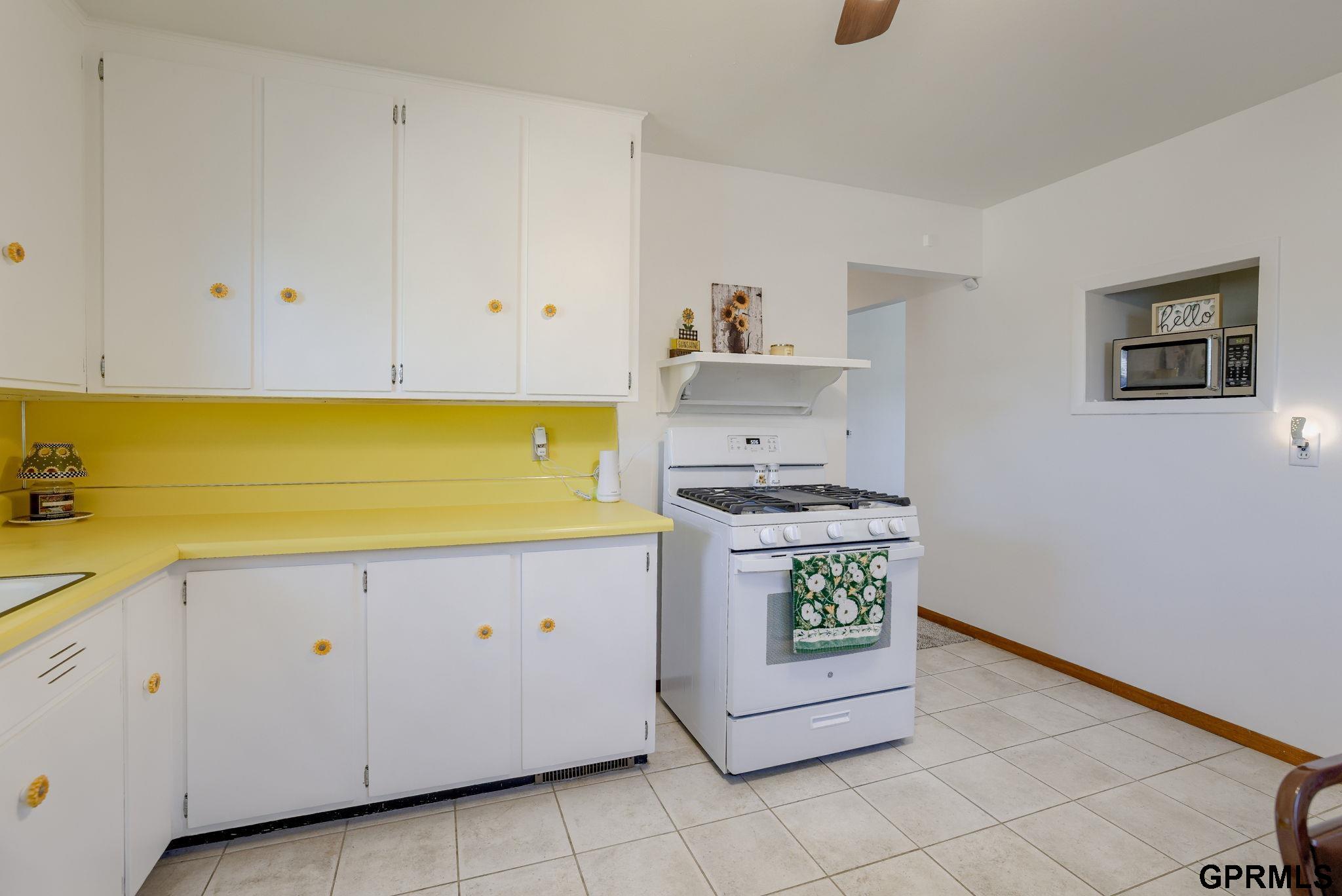 4883 S 50 Avenue, Omaha, Nebraska image 9