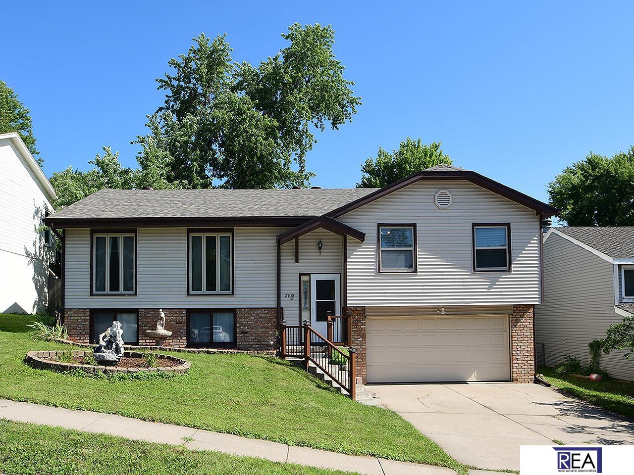 3708 Schuemann Drive, Bellevue, Nebraska image 1