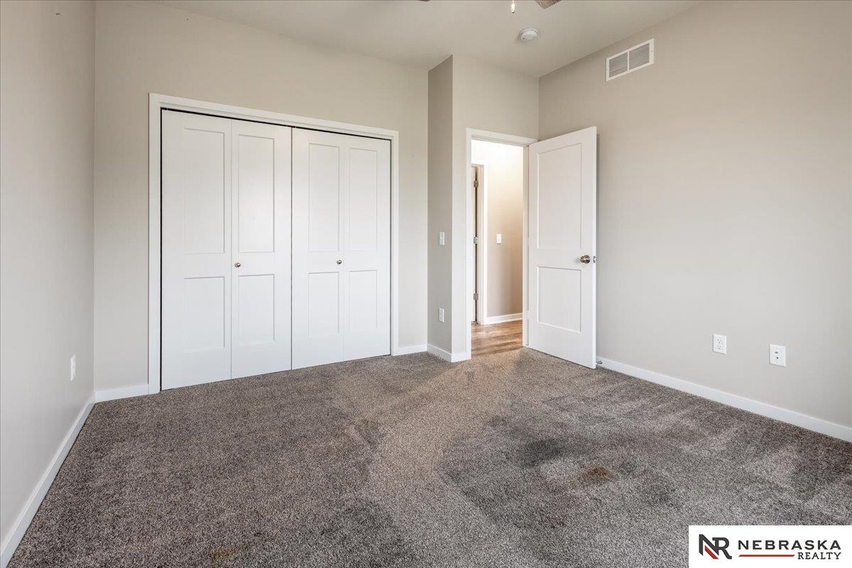 9767 Napa Ridge Drive, Lincoln, Nebraska image 19
