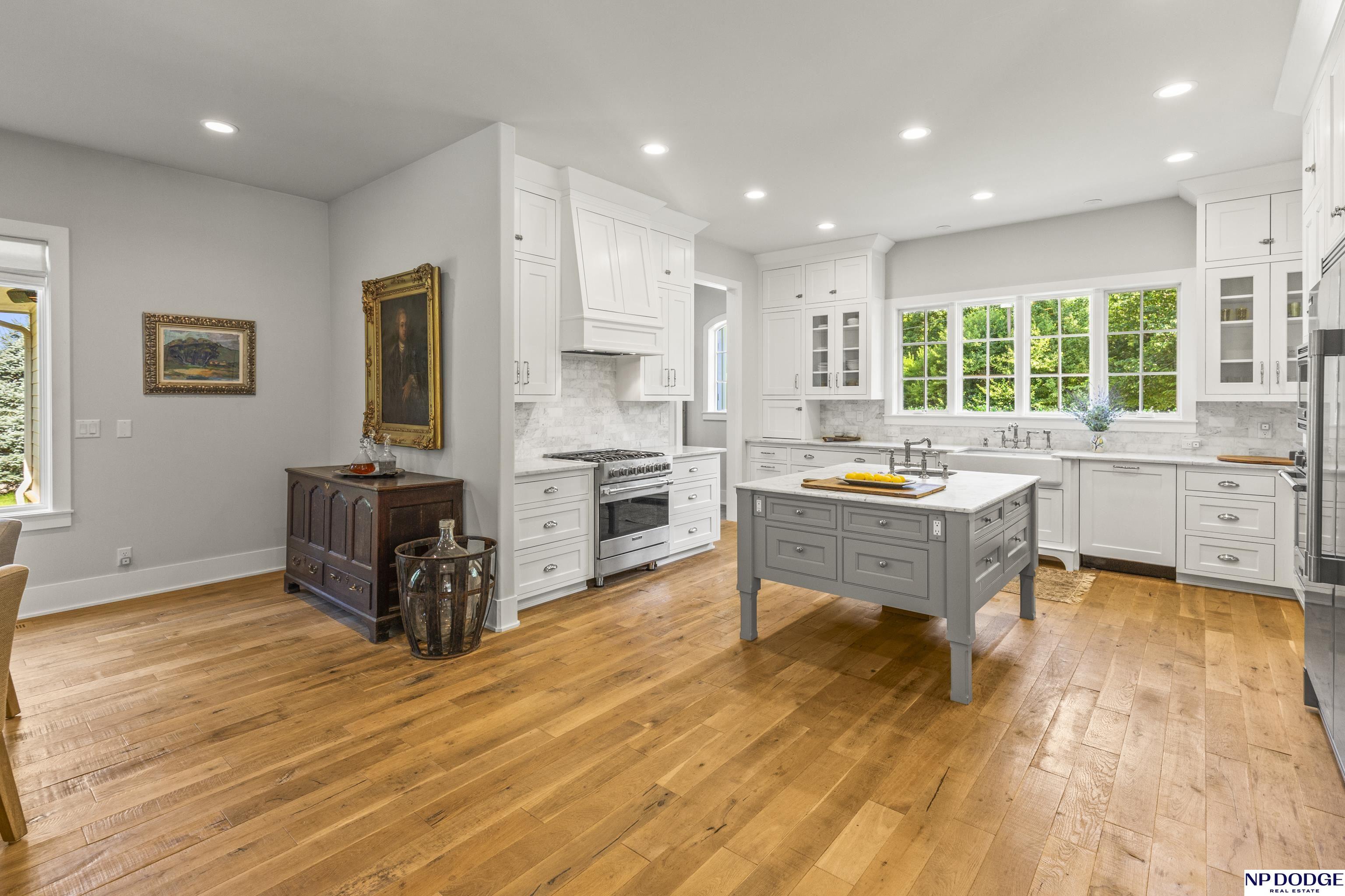 6731 Davenport Street, Omaha, Nebraska image 20