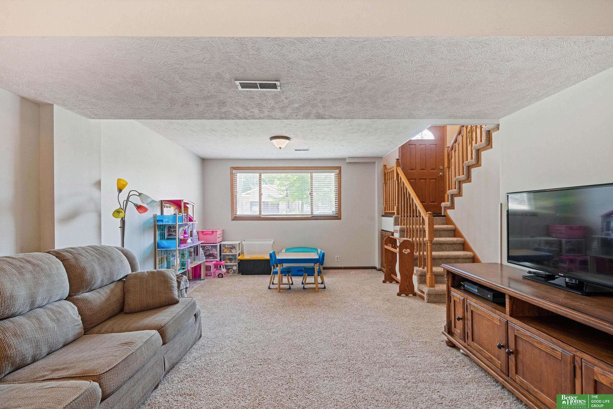 420 Chestnut Street, Springfield, Nebraska image 22