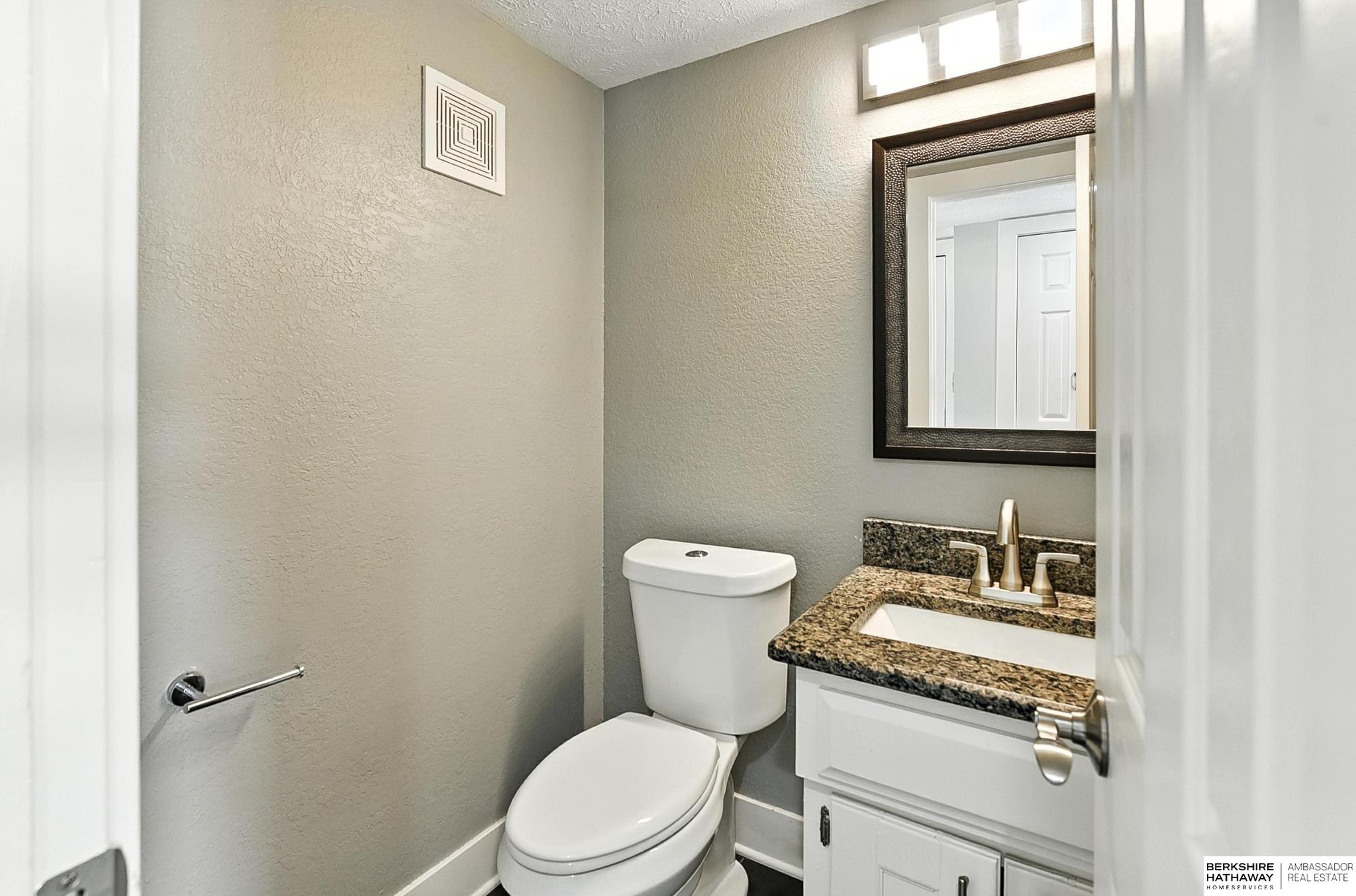 13564 V Circle, Omaha, Nebraska image 6