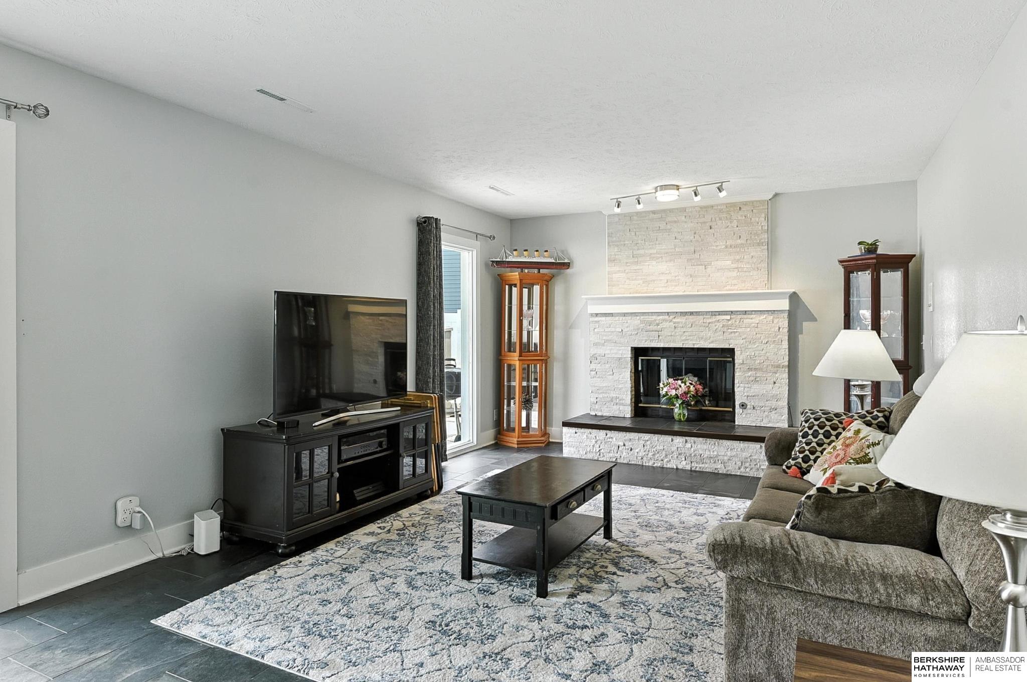 13564 V Circle, Omaha, Nebraska image 7