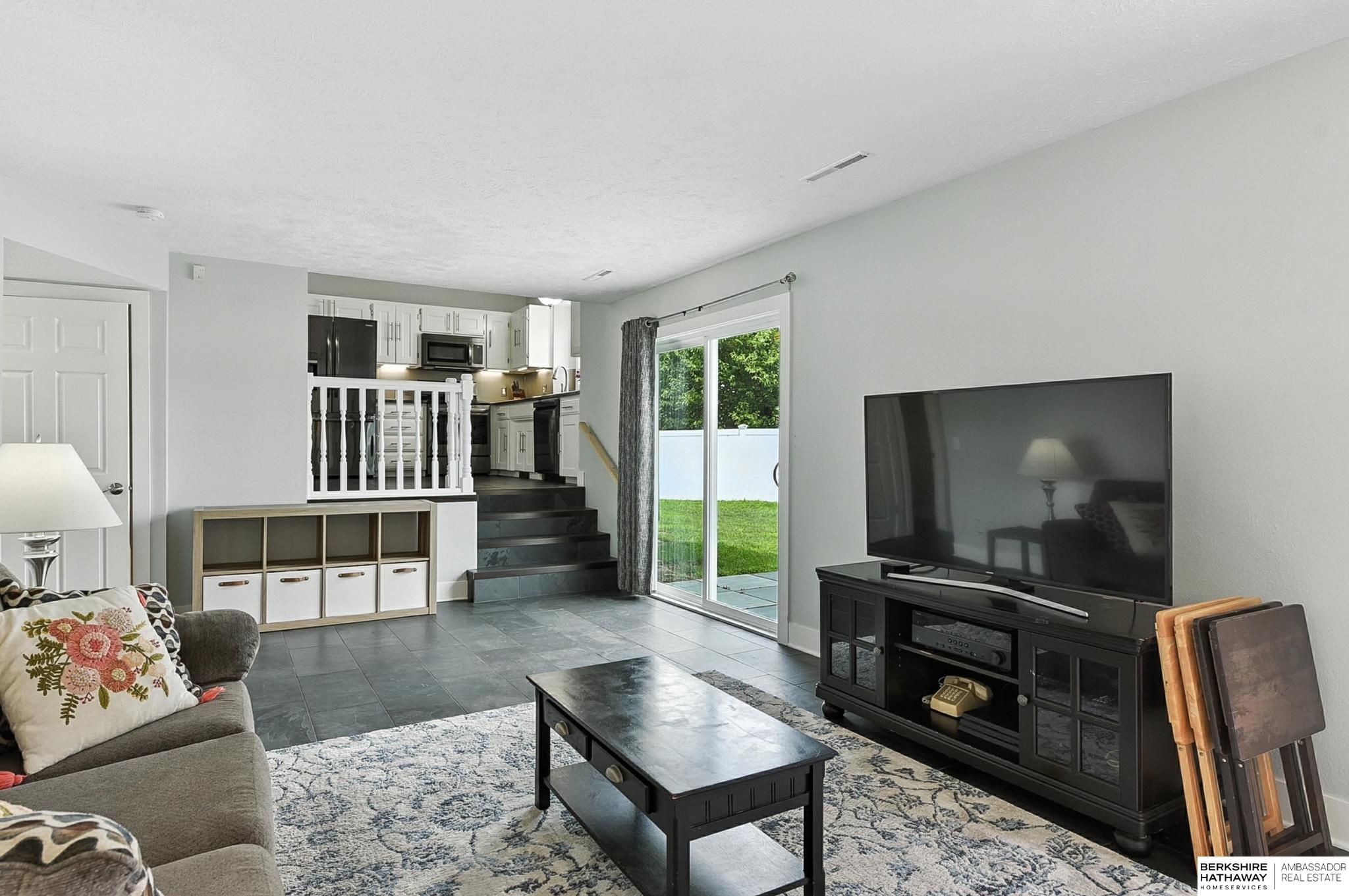 13564 V Circle, Omaha, Nebraska image 10