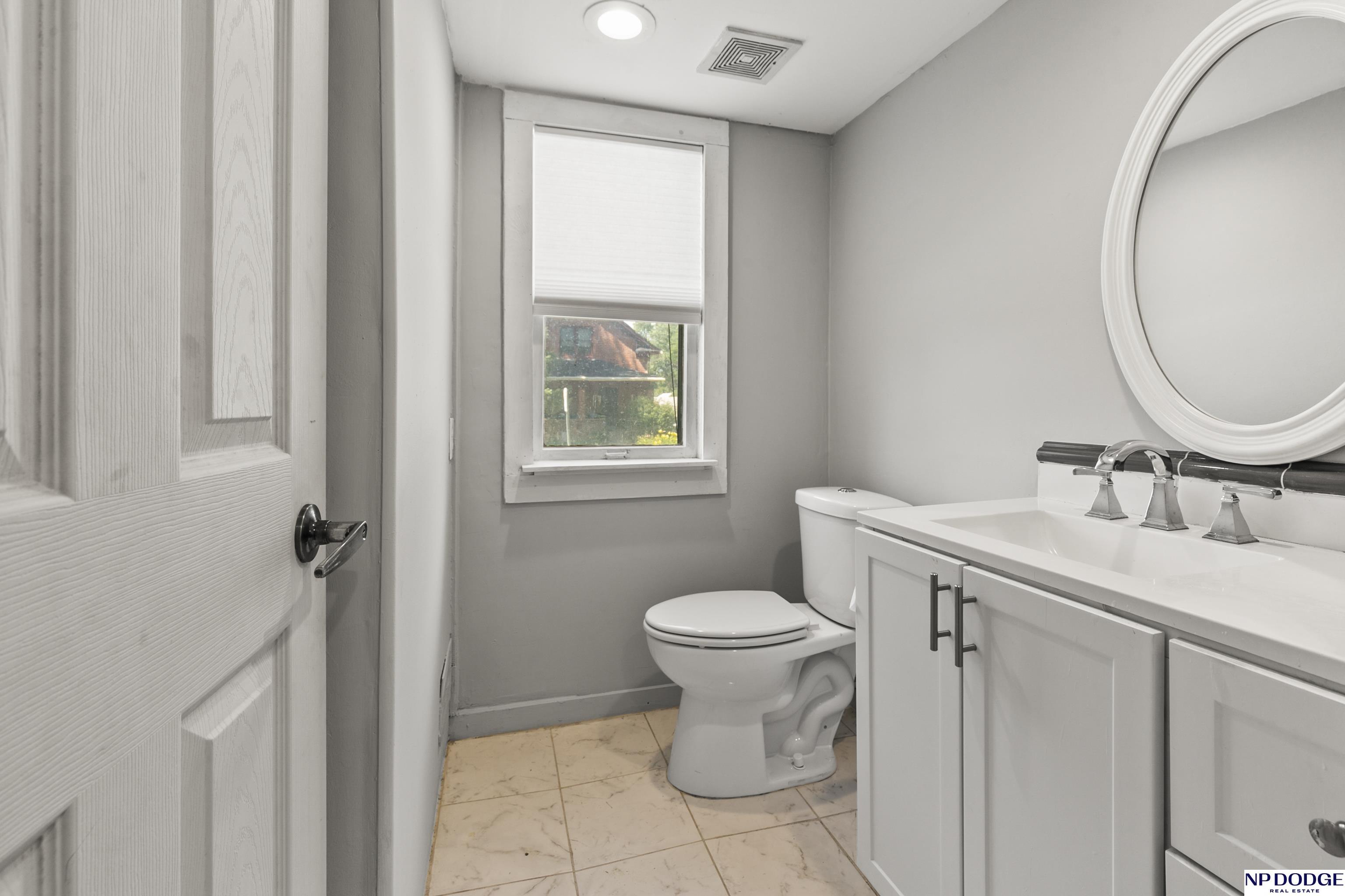 1005 S 48th Street, Omaha, Nebraska image 24