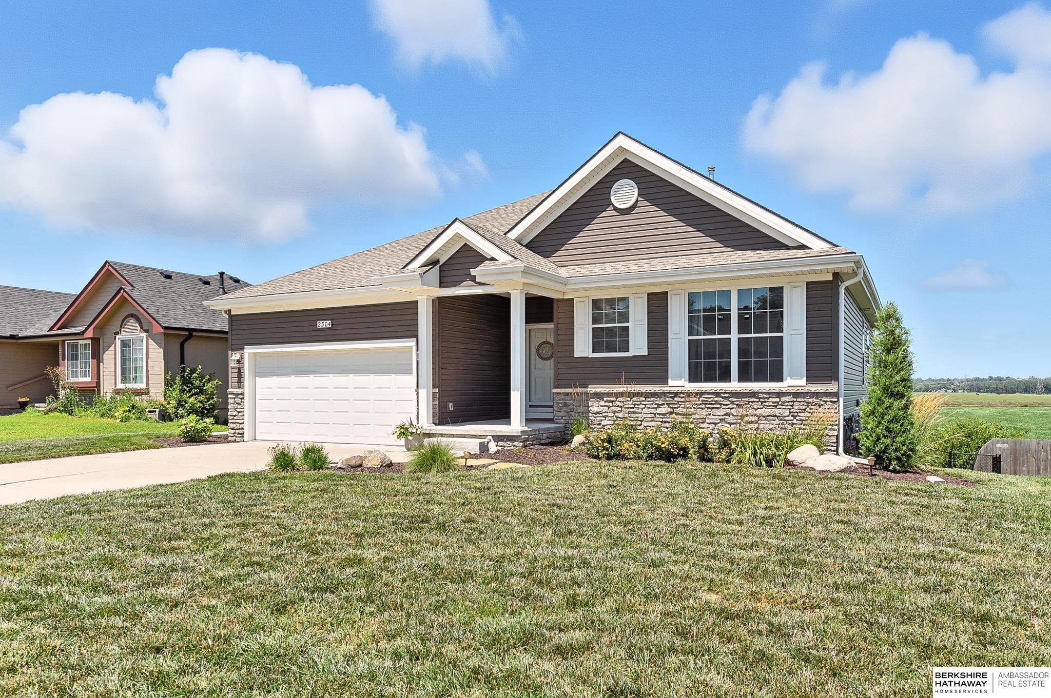 2504 Alexandra Road, Papillion, Nebraska image 1