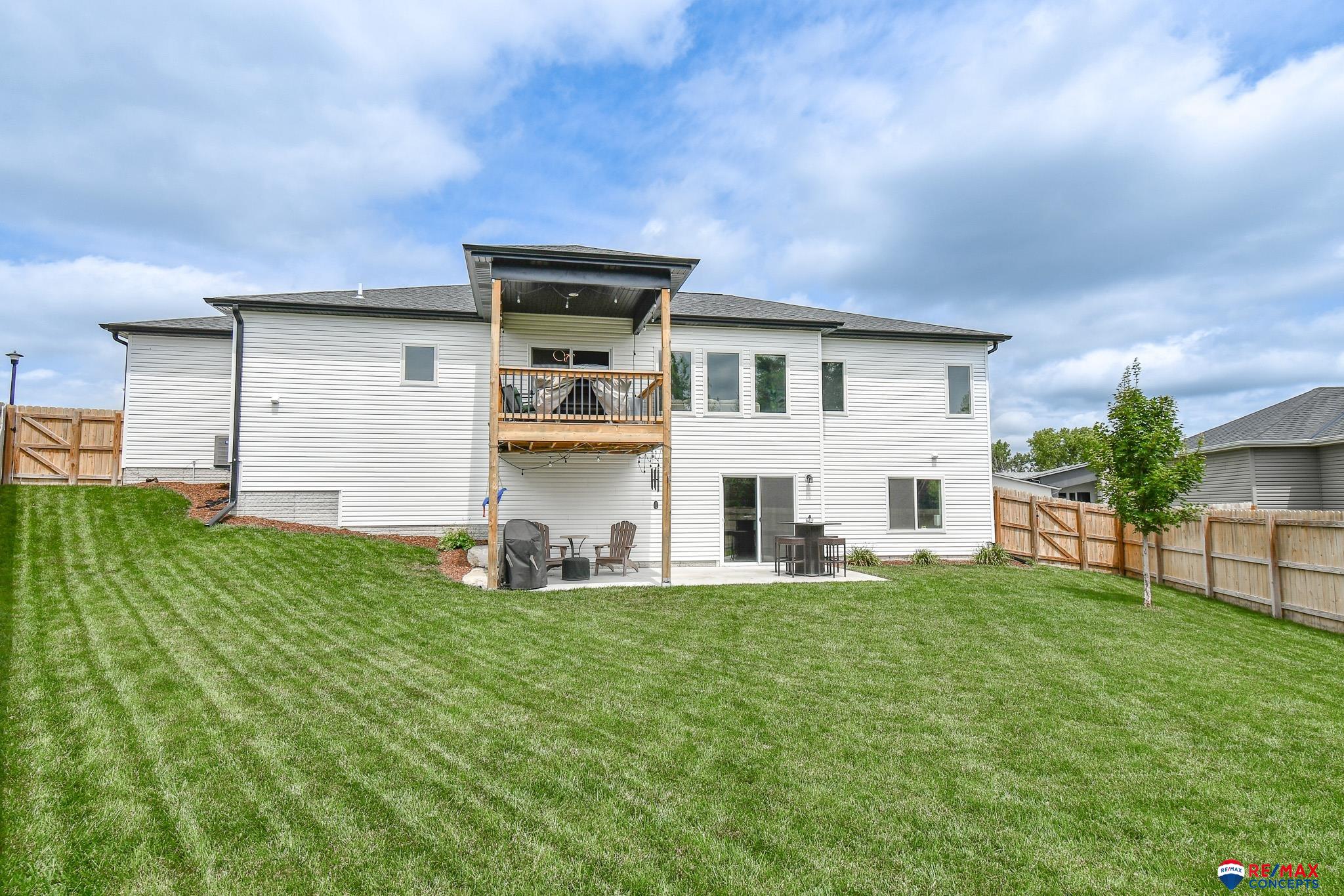 9731 Napa Ridge Drive, Lincoln, Nebraska image 41