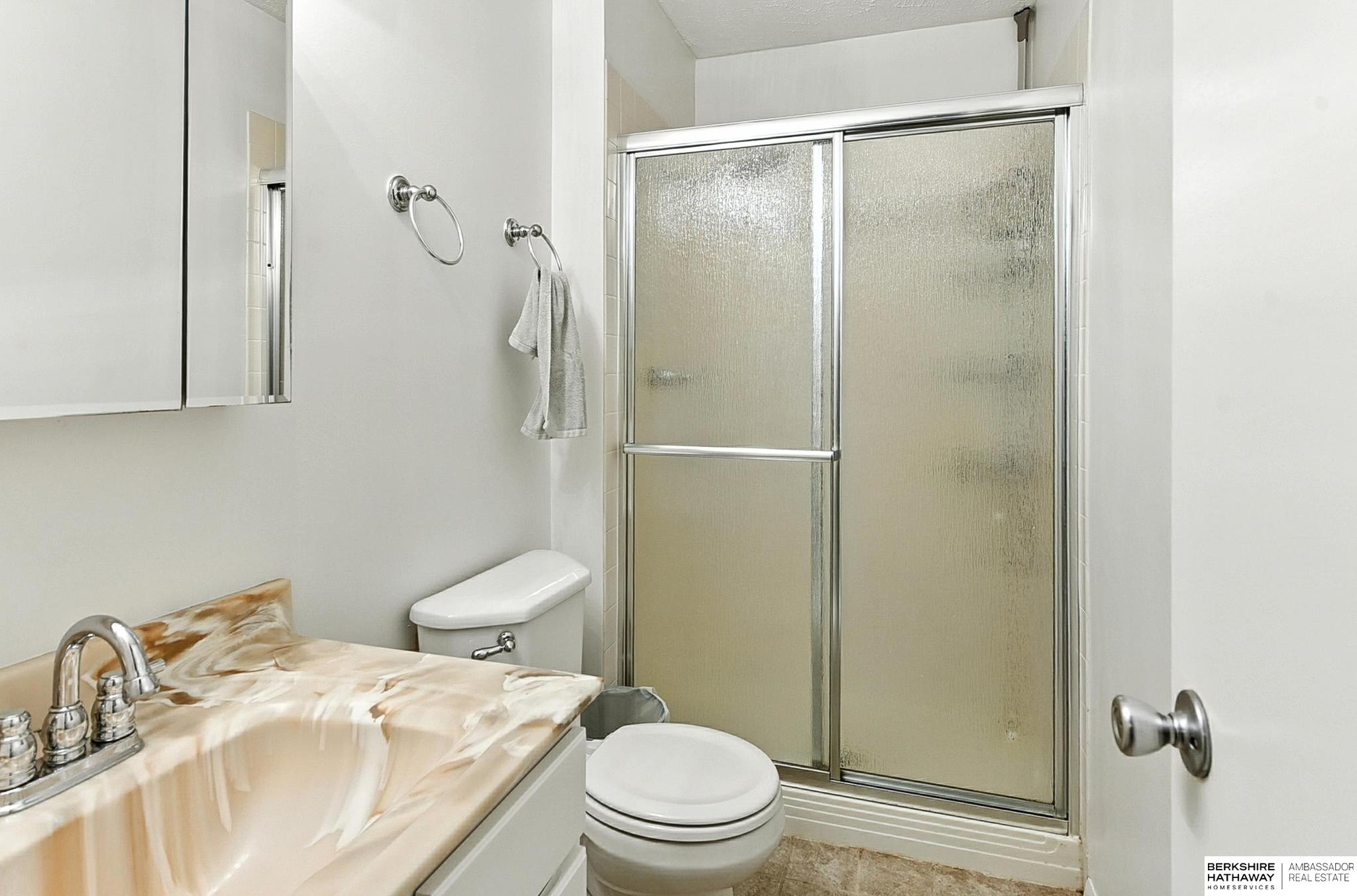 207 N 153 Circle, Omaha, Nebraska image 26