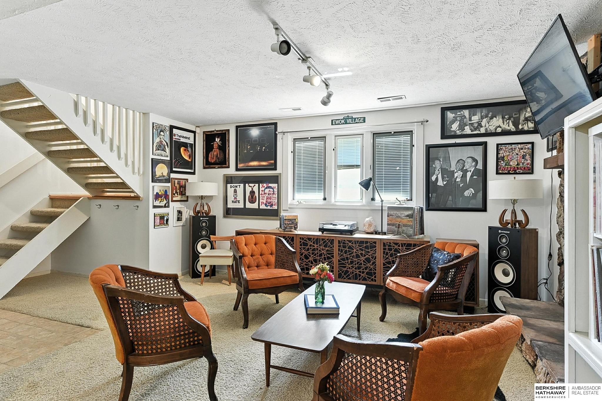 207 N 153 Circle, Omaha, Nebraska image 32