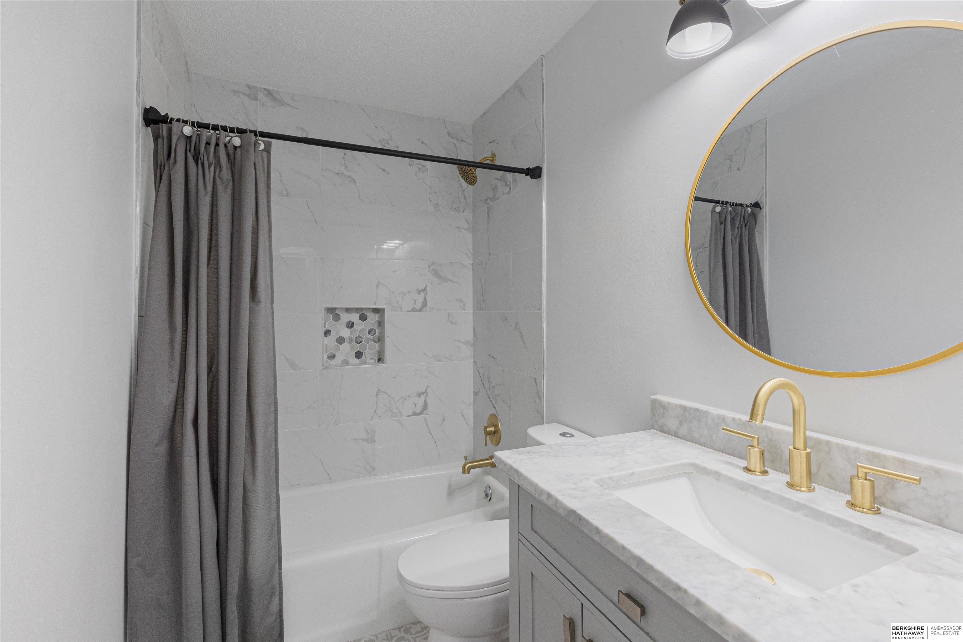 8804 Spaulding Circle, Omaha, Nebraska image 11