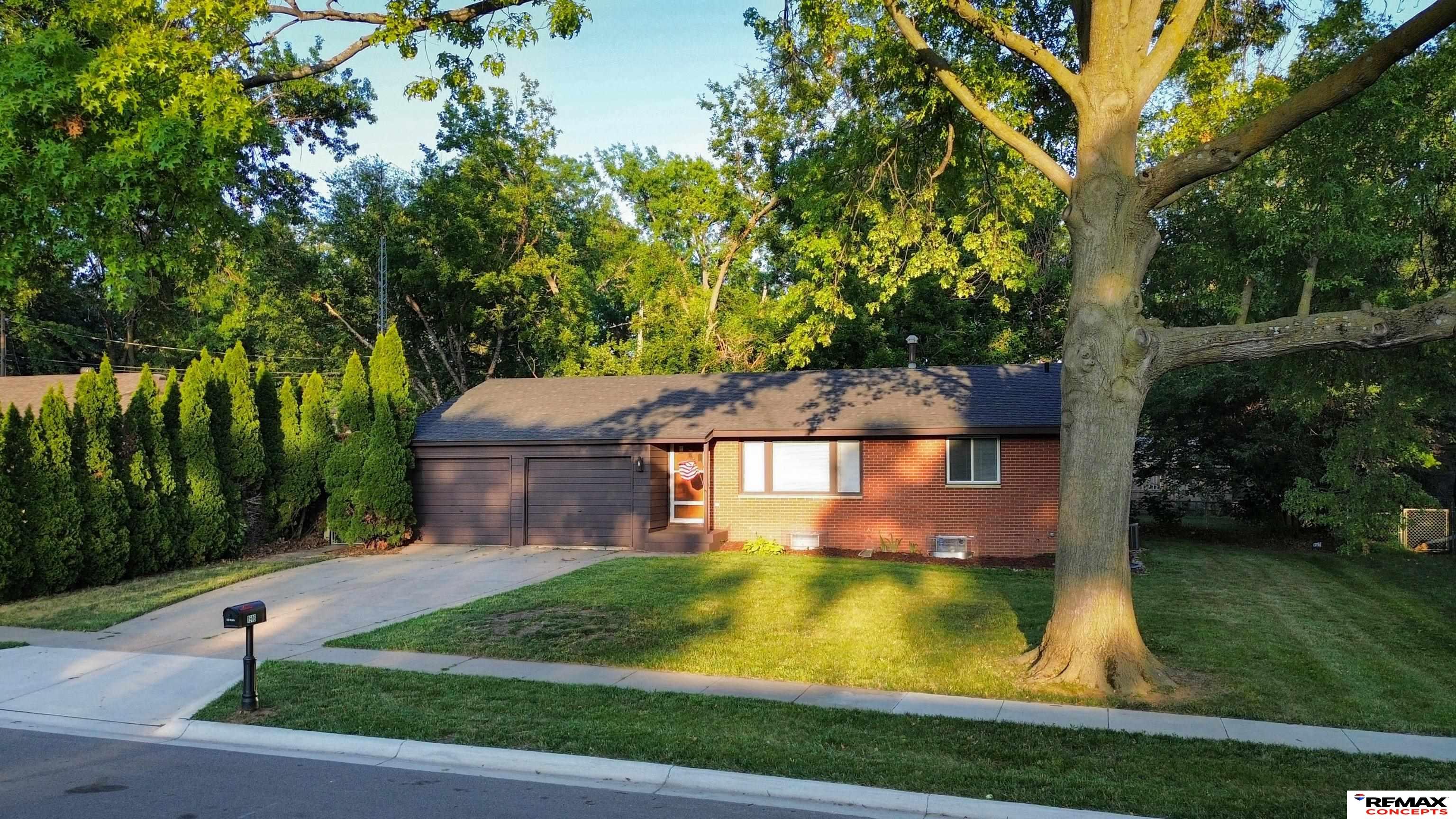 1916 Monterey Drive, Lincoln
