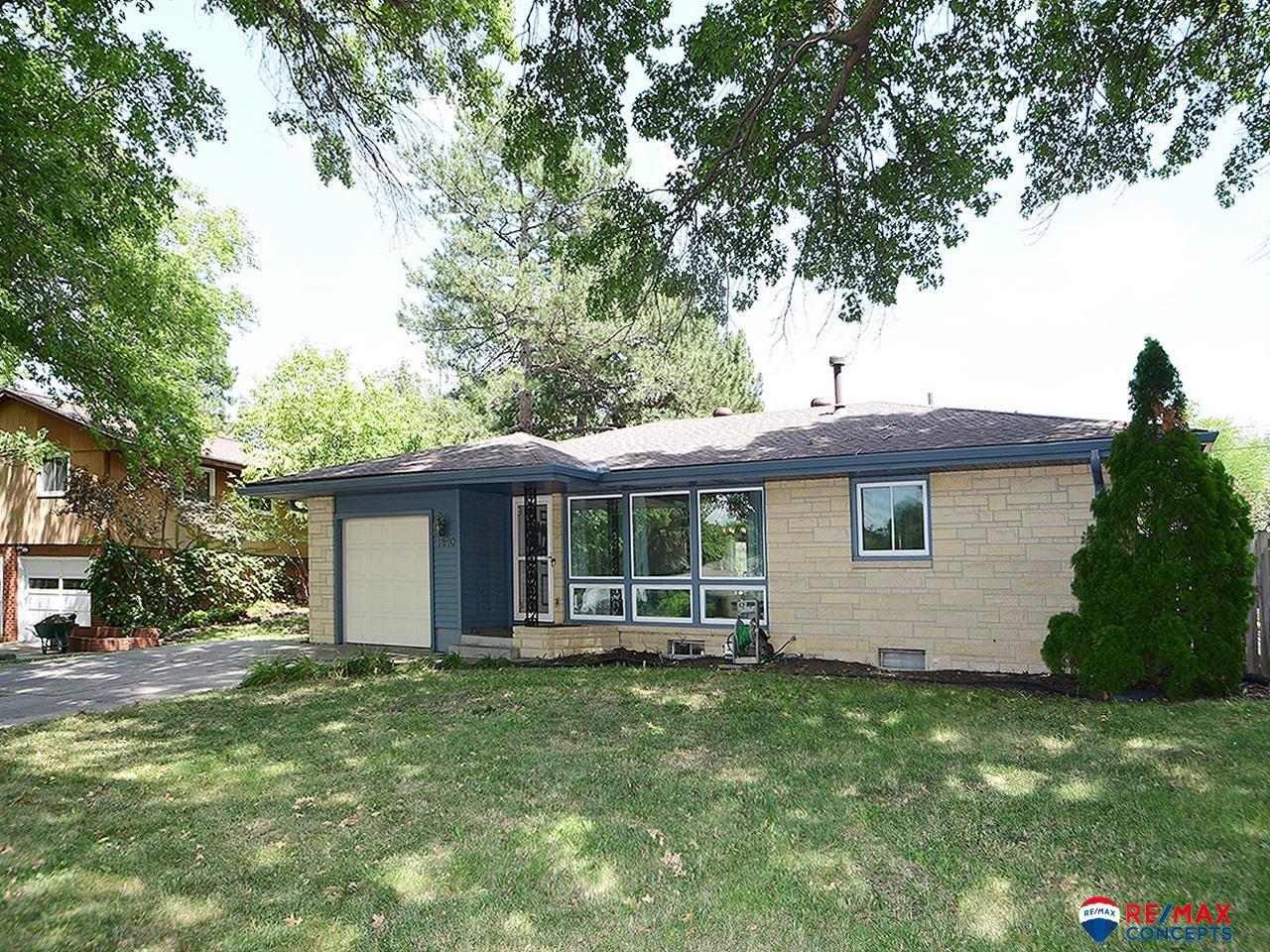 1840 E Bermuda Drive, Lincoln