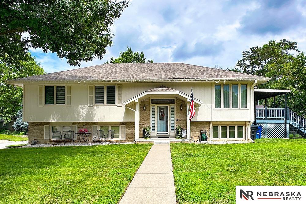 2205 S 161st Circle, Omaha