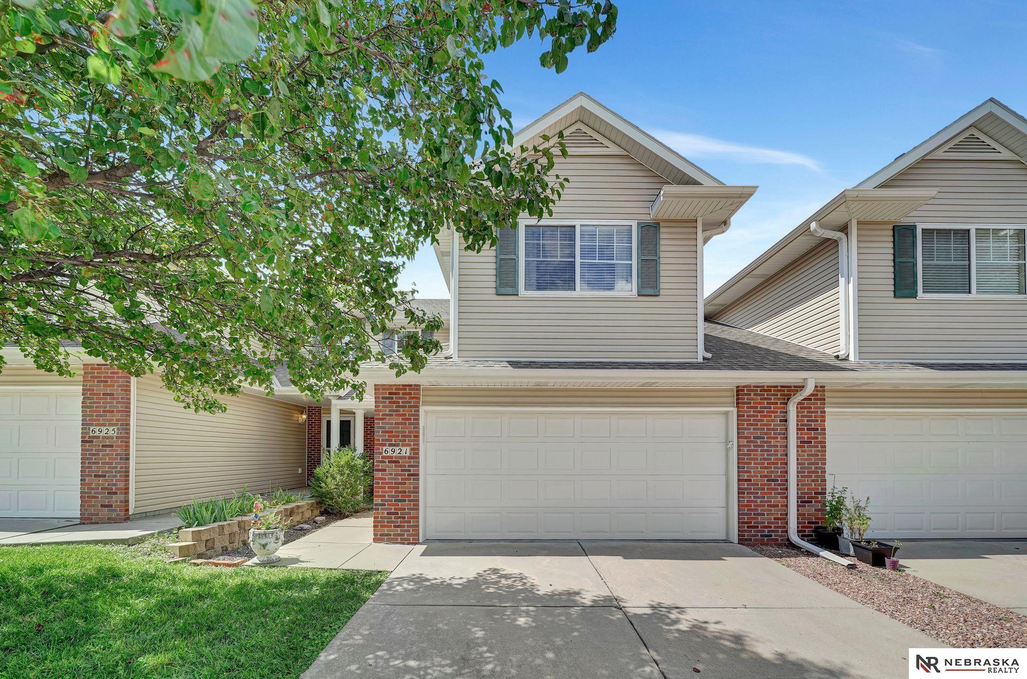 6921 Naples Drive, Lincoln