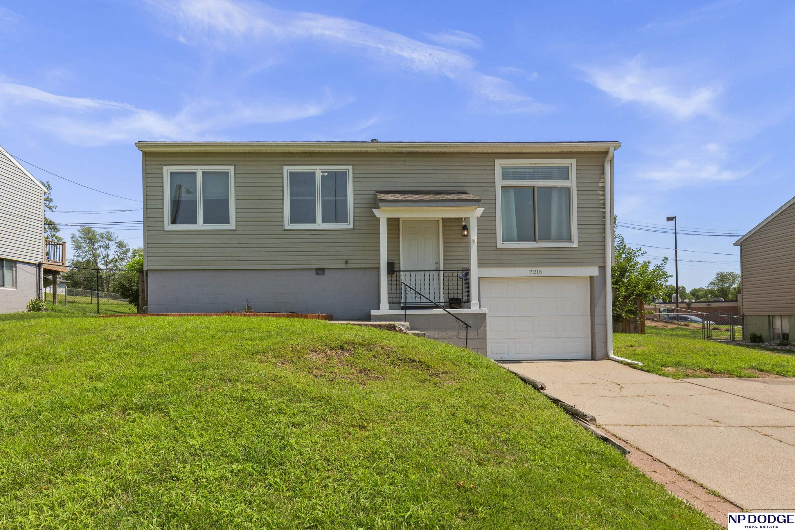 7215 S 81st Street, La Vista