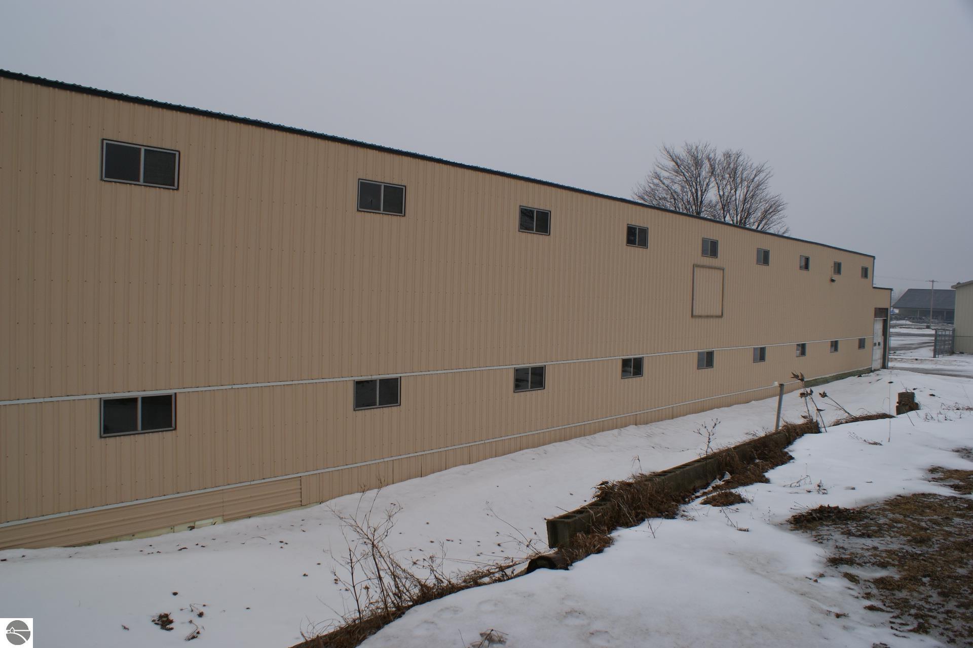 302 US-31 S