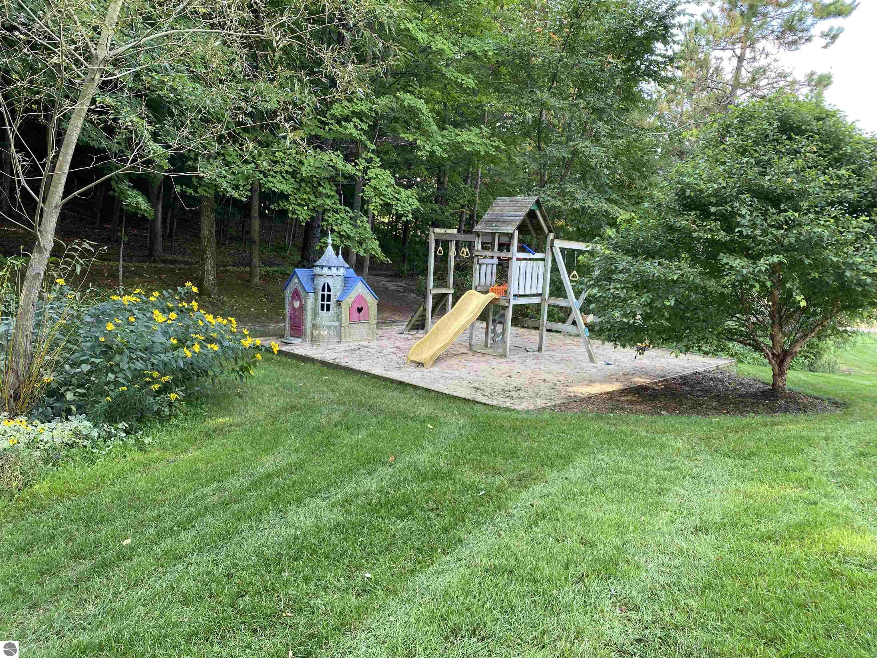 2698 Hammond Road
