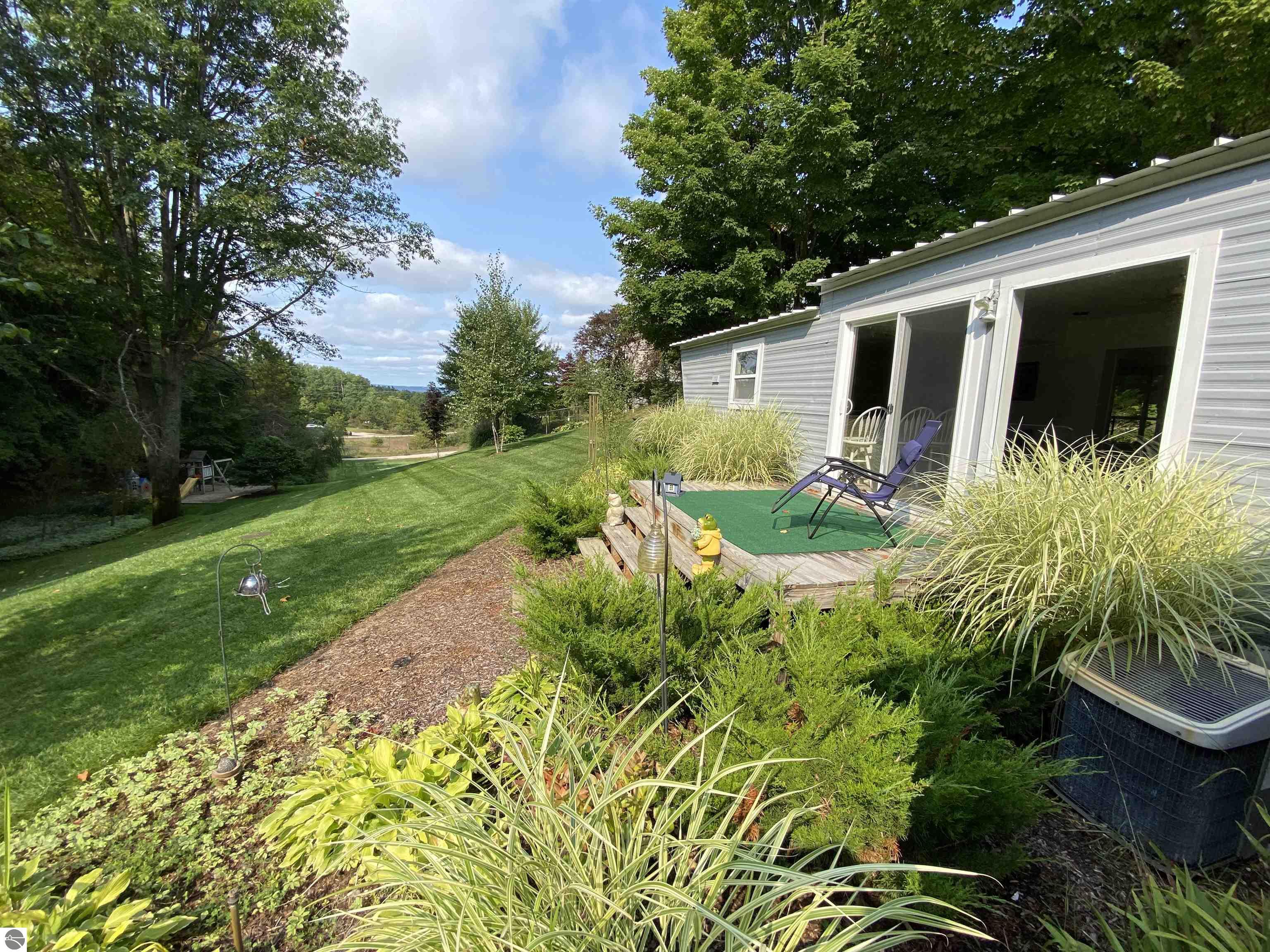 2698 Hammond Road