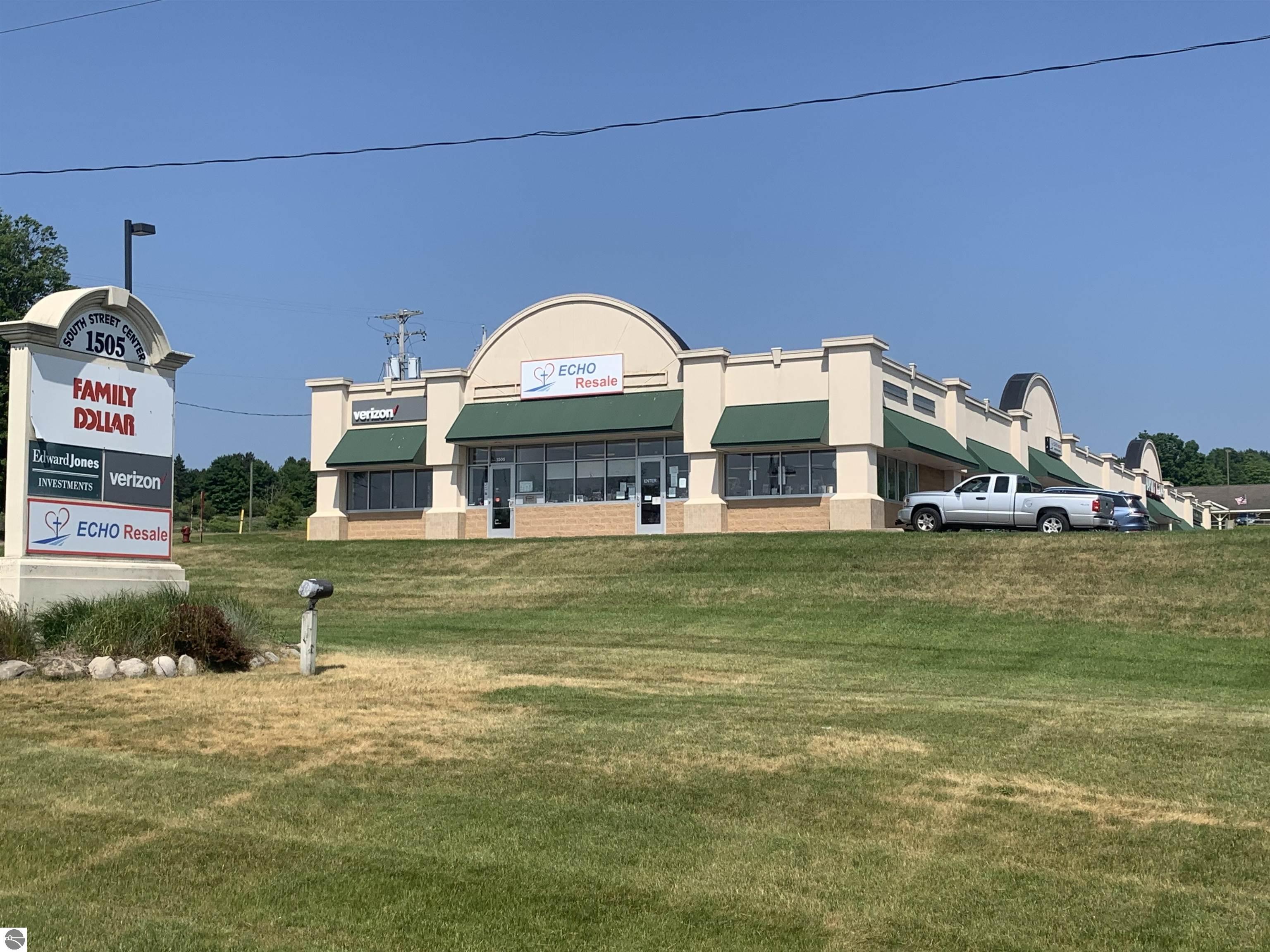 1505 Benzie Highway