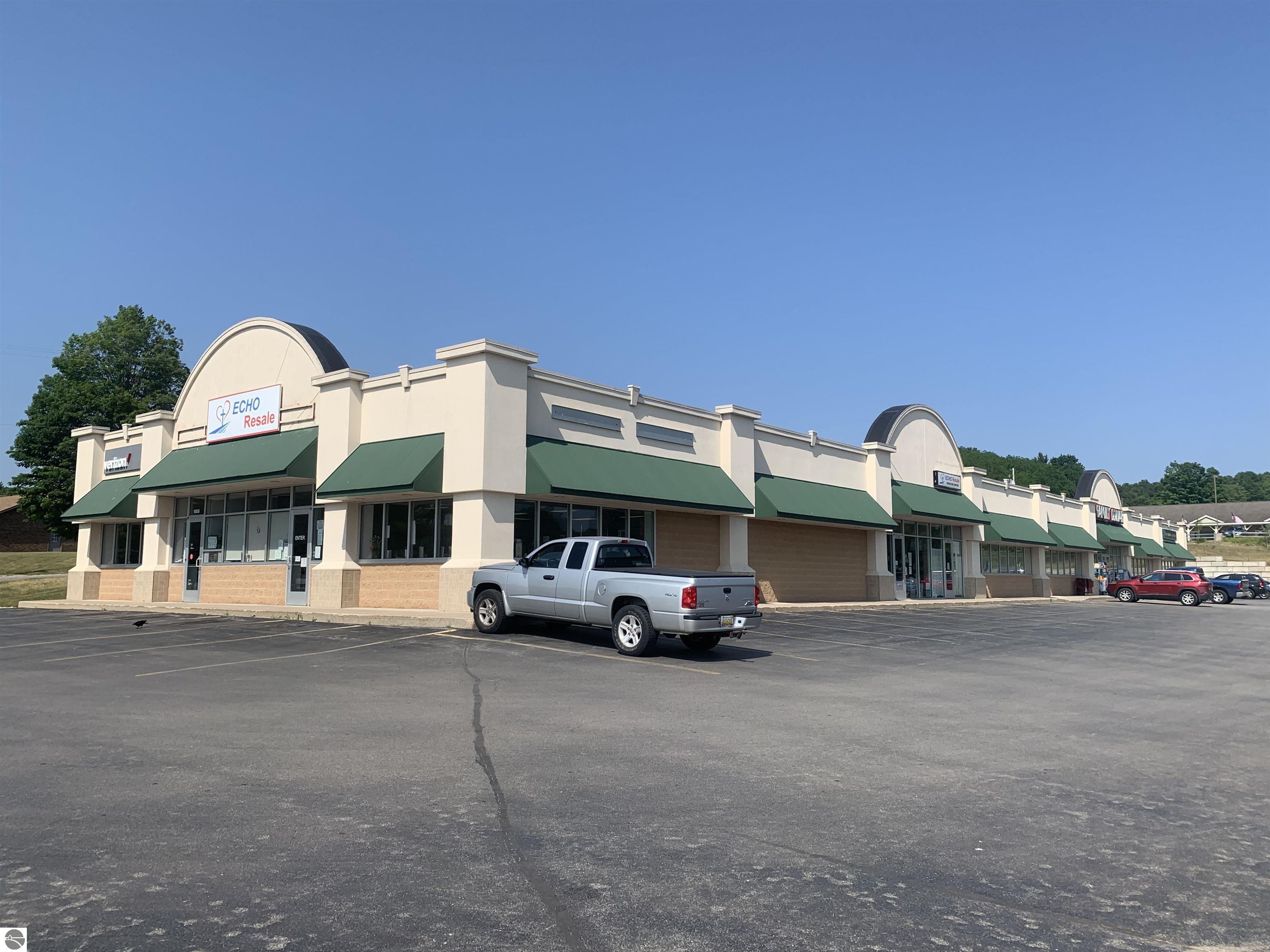 1505 Benzie Highway