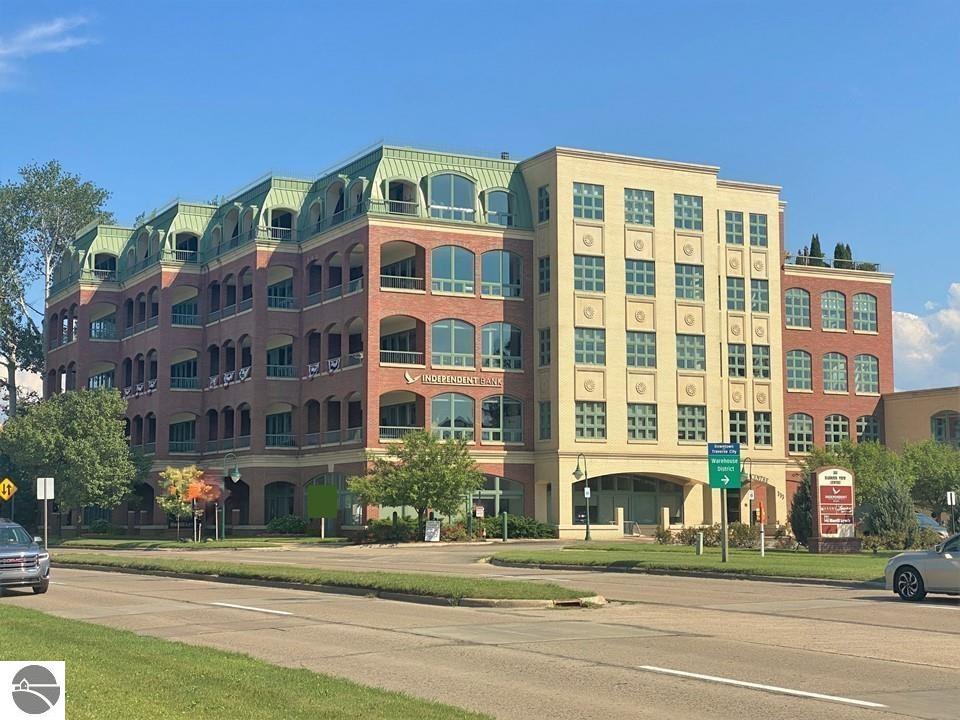 333 Grandview Parkway