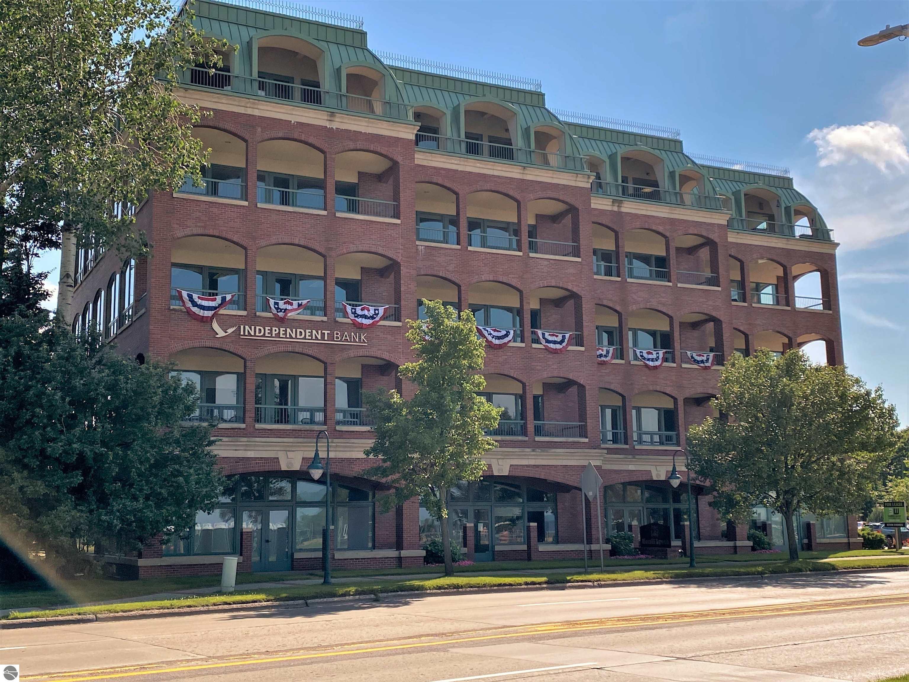 333 Grandview Parkway