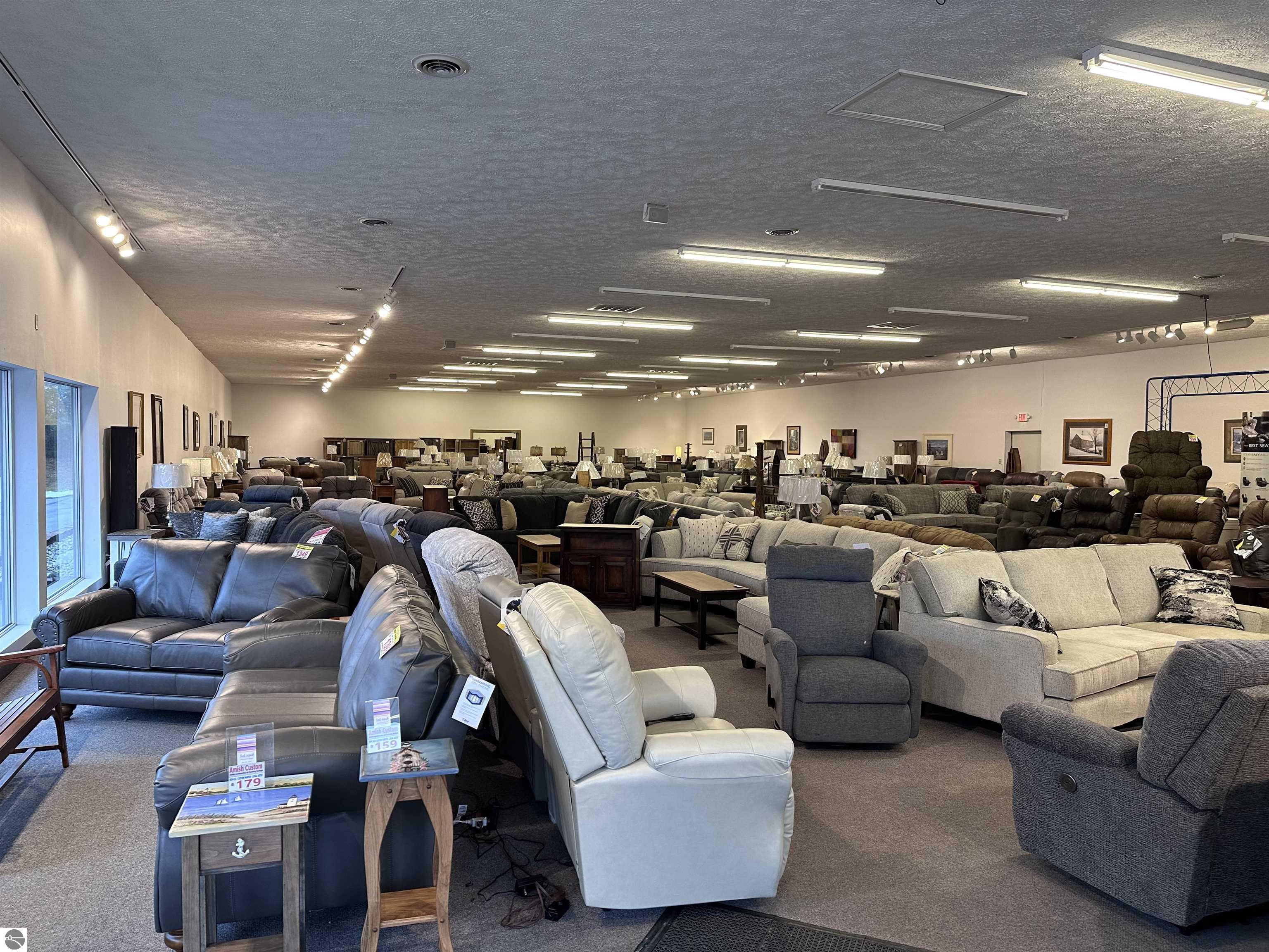 7155 Scotchwood Lane