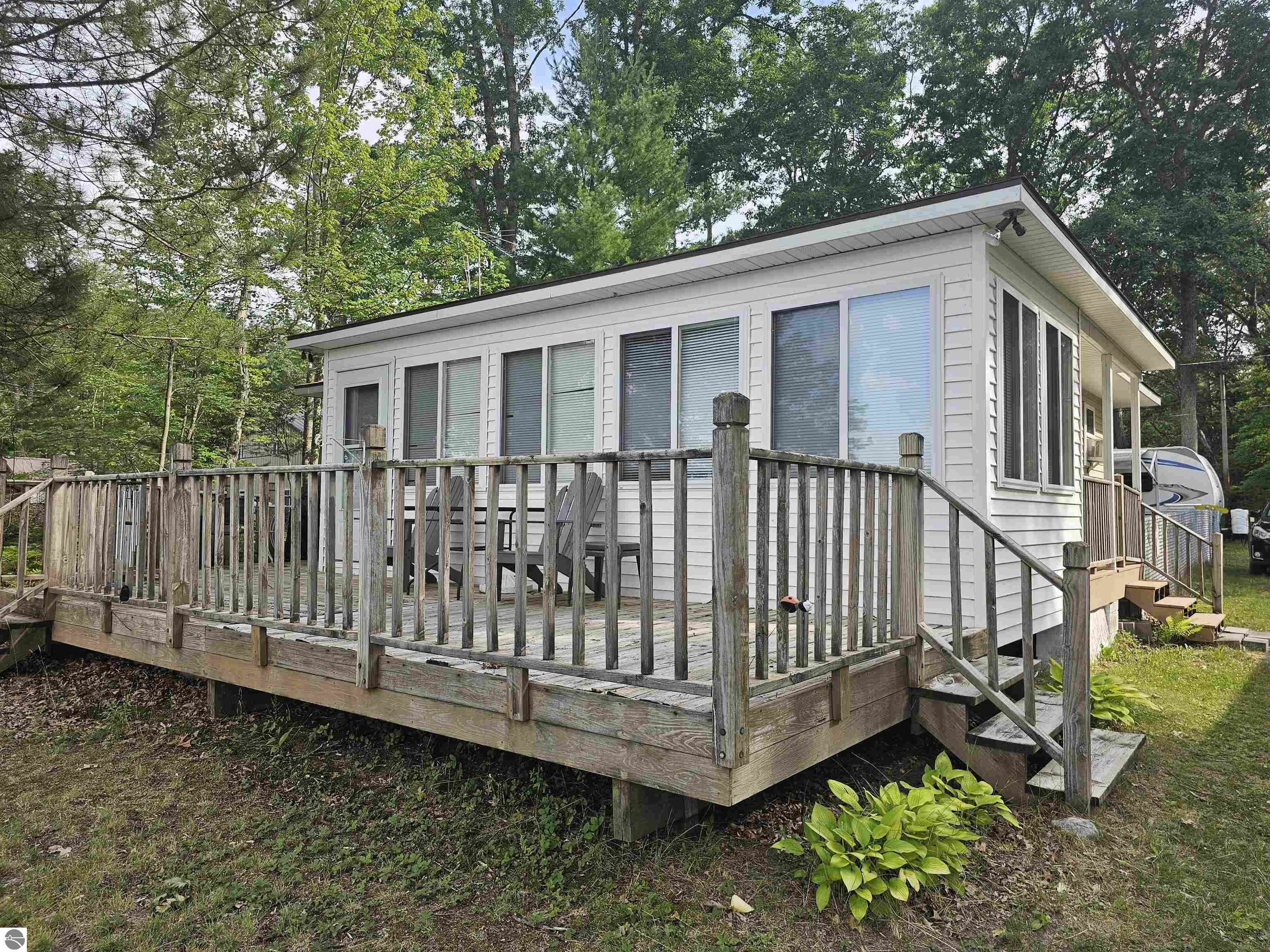 5934 Chippewa Trail