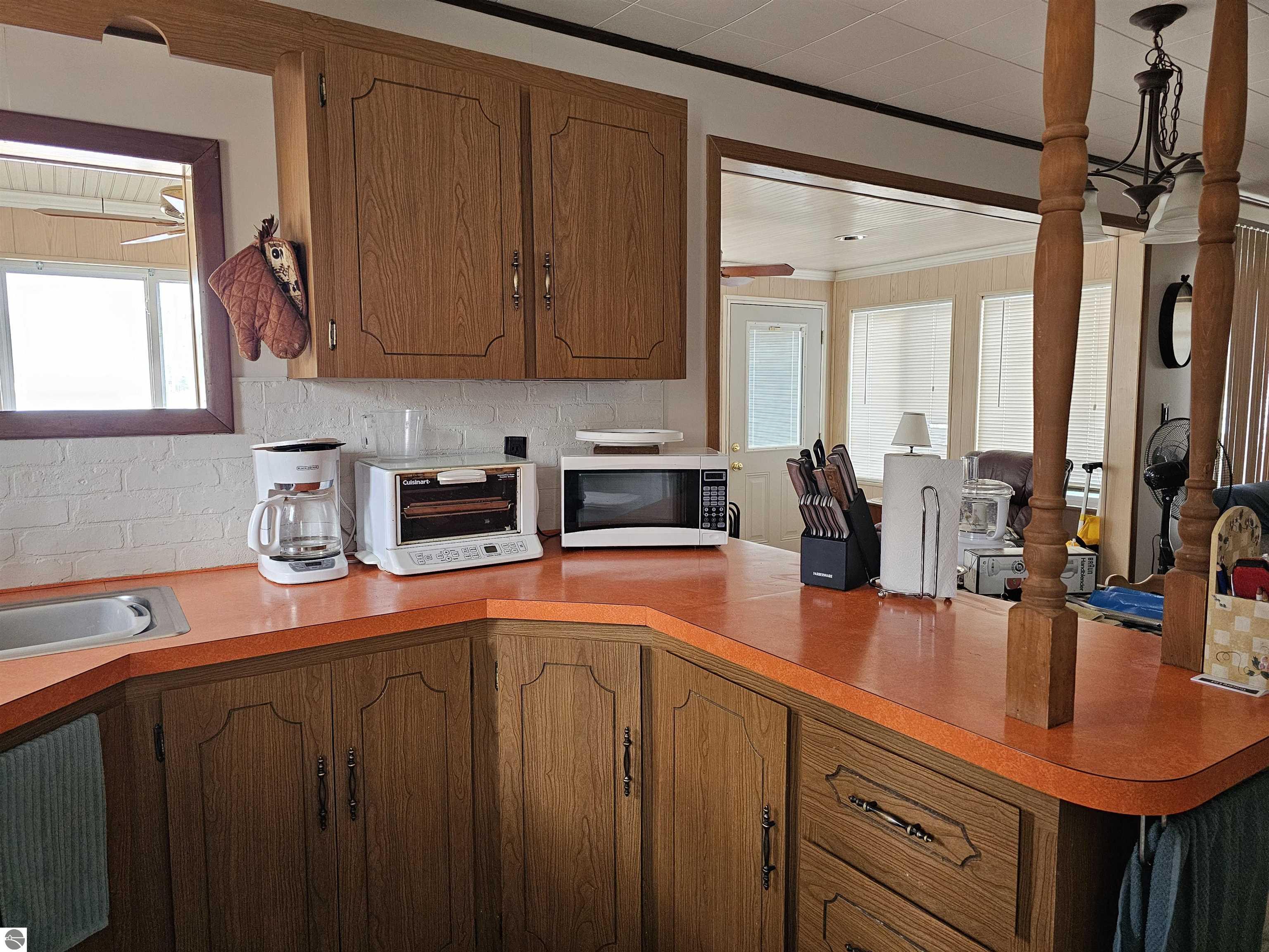 5934 Chippewa Trail