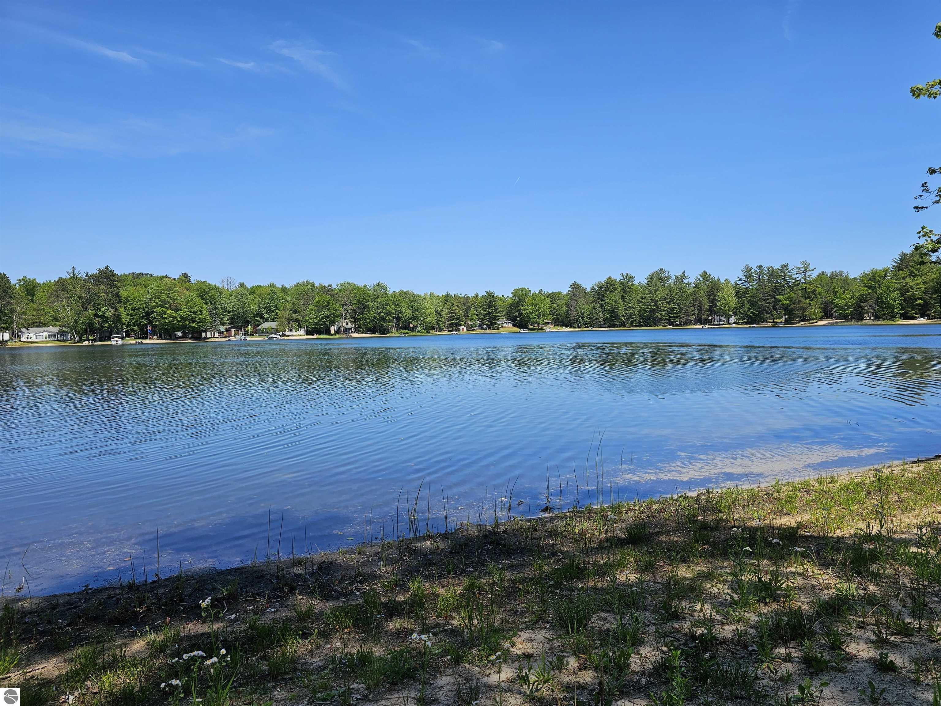 5934 Chippewa Trail