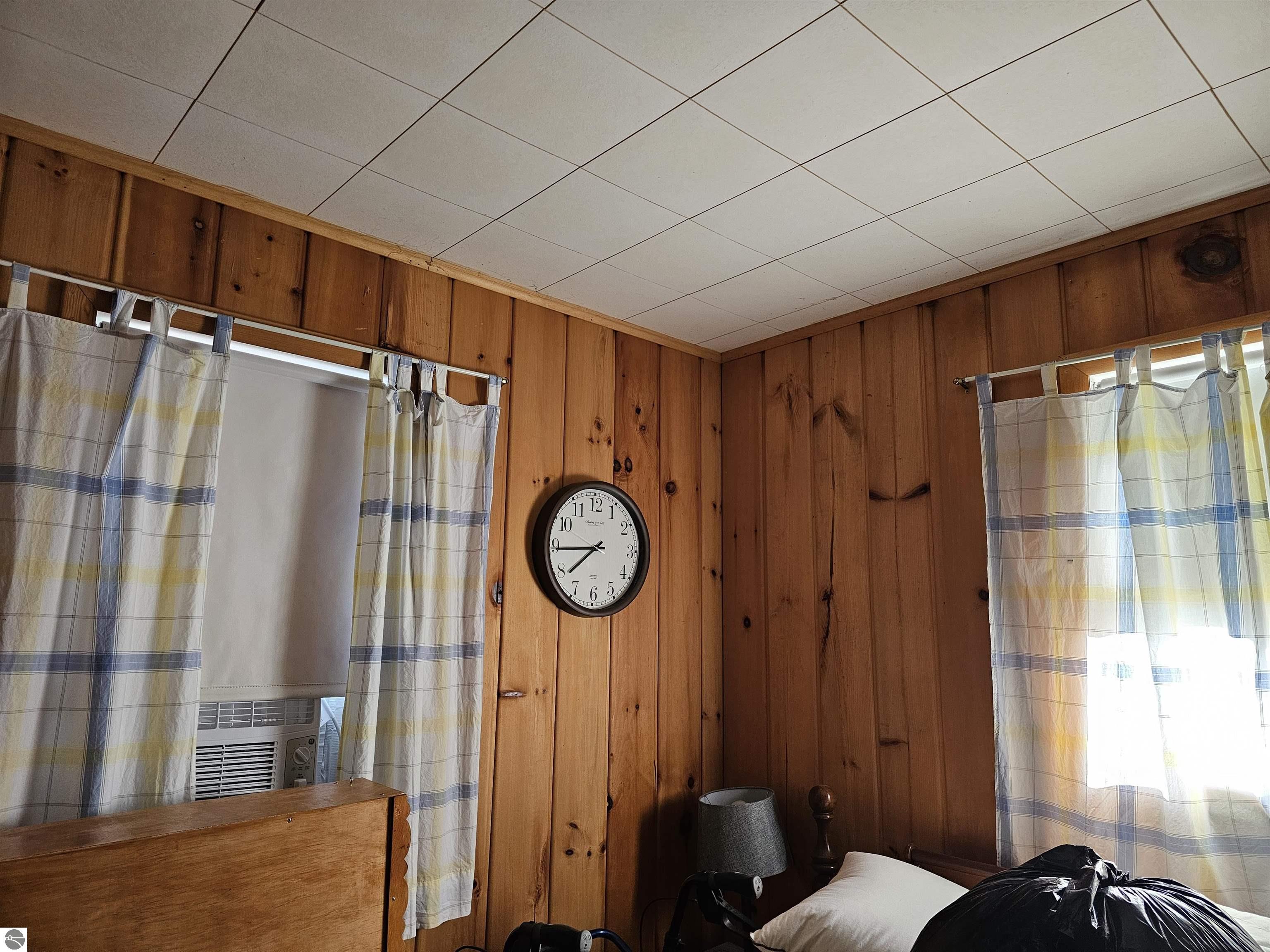 5934 Chippewa Trail
