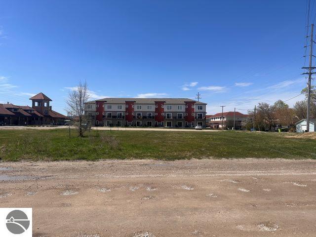 520 Railroad Avenue