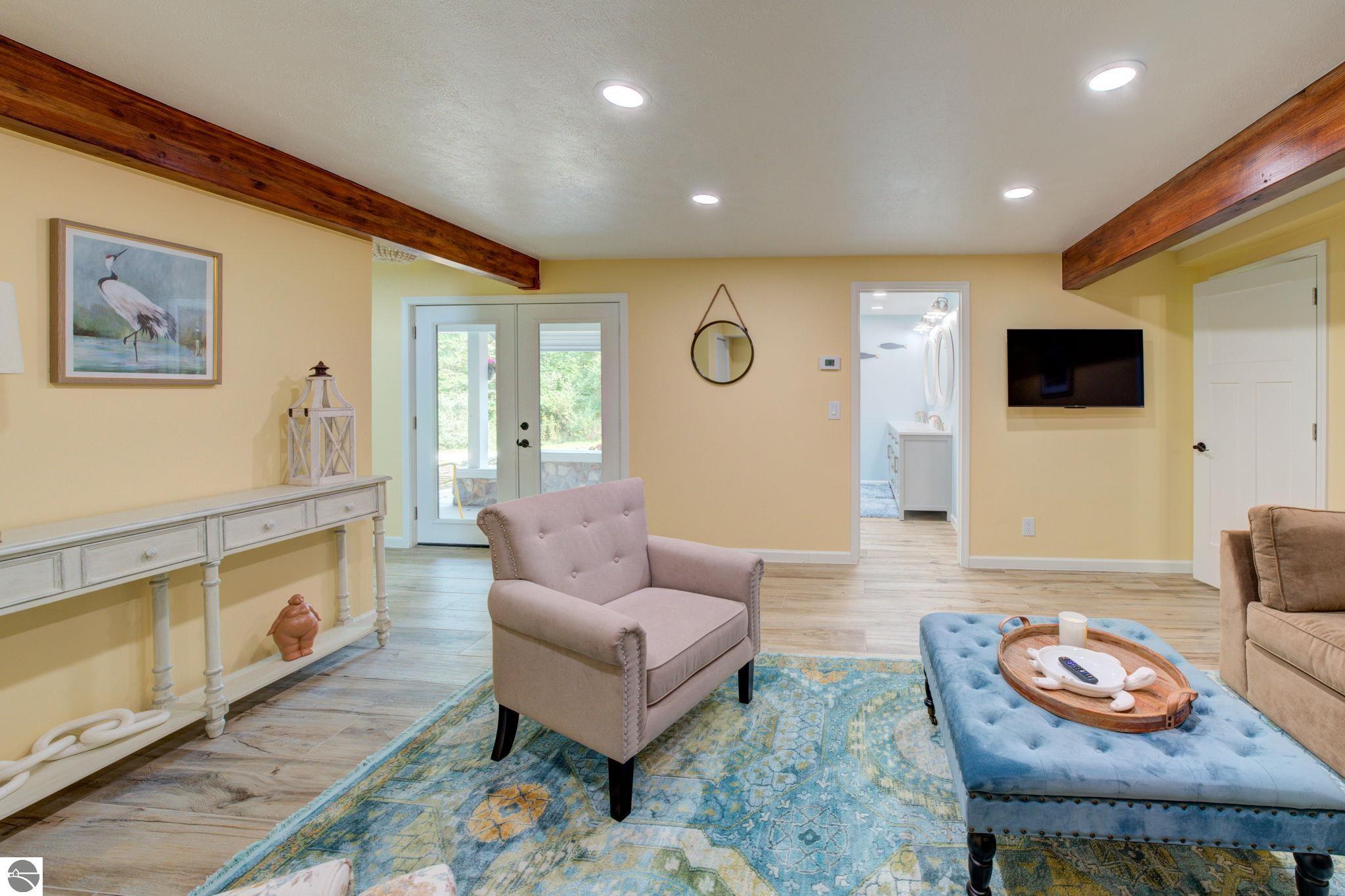 4781 Golfview Drive