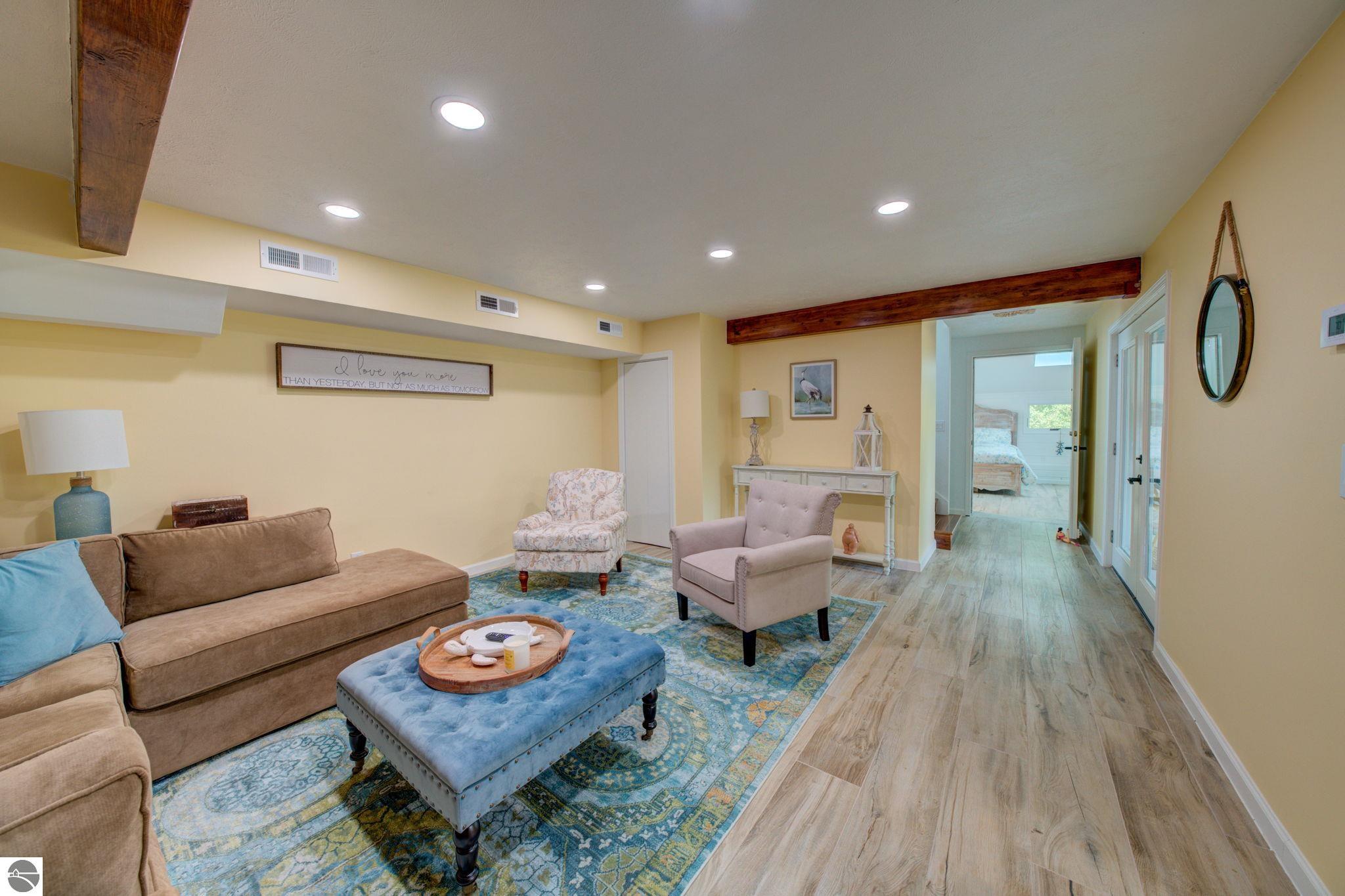 4781 Golfview Drive