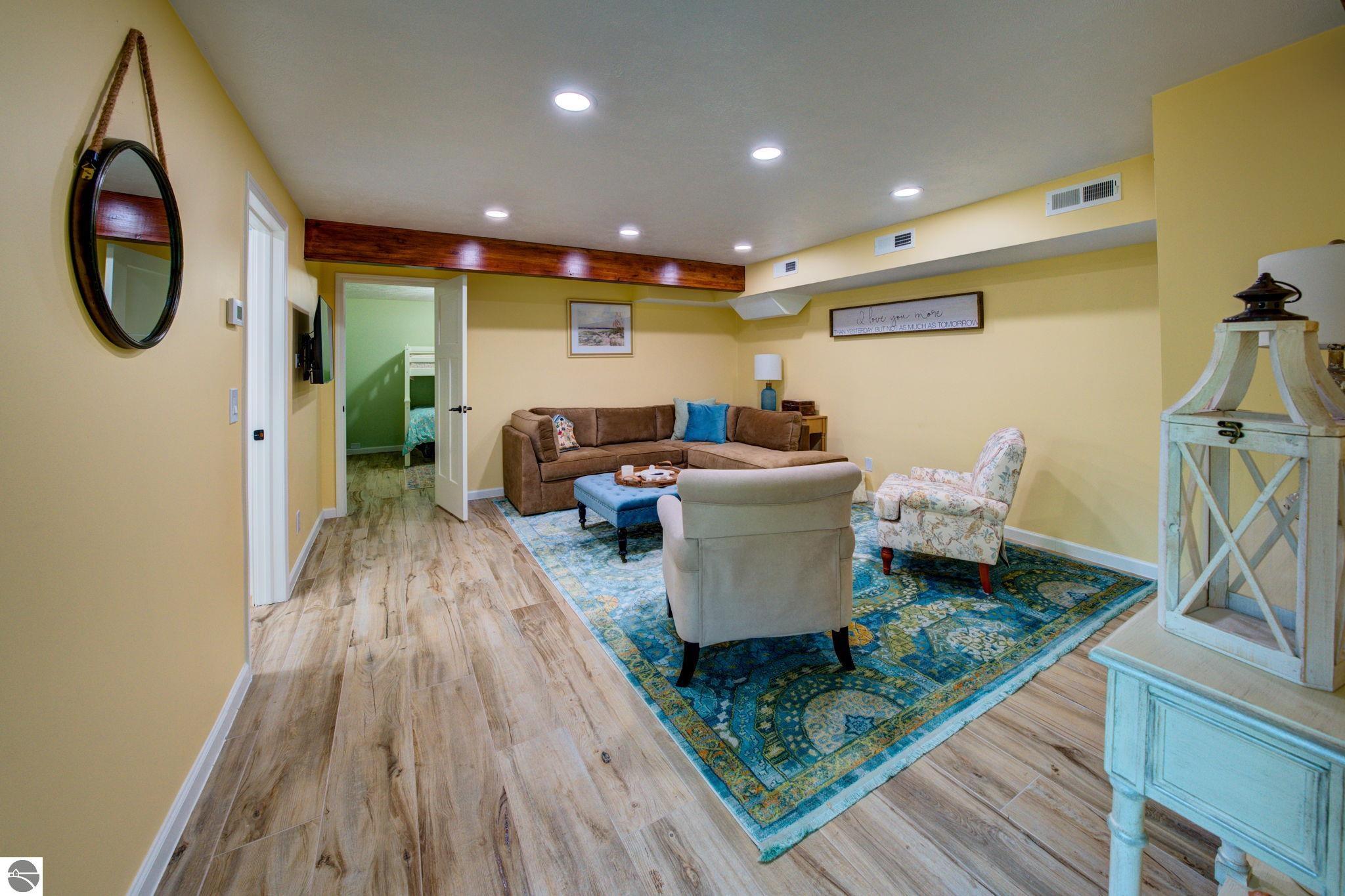 4781 Golfview Drive