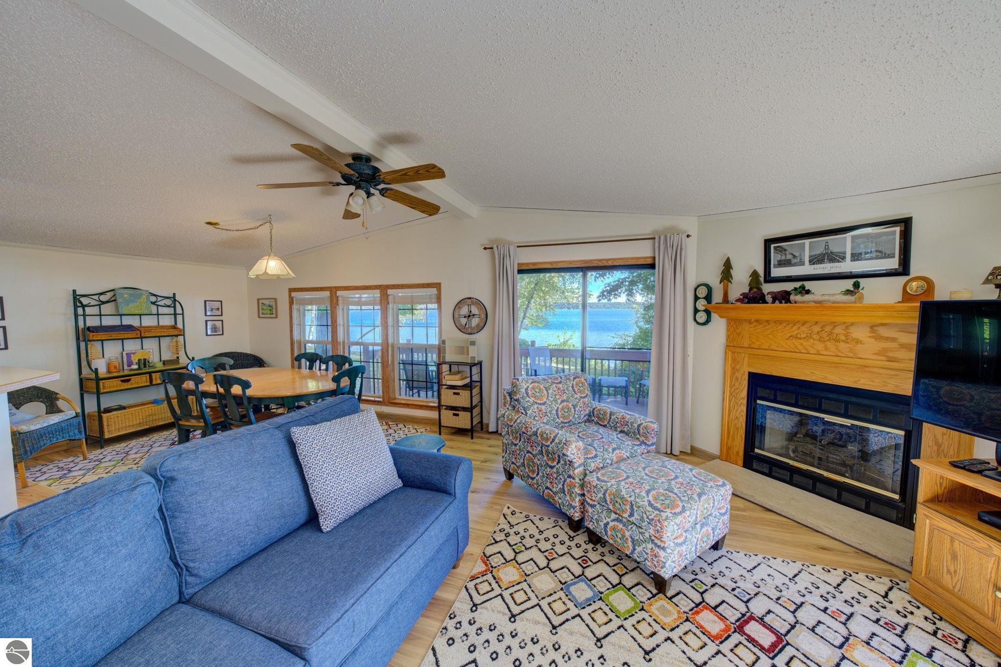8095 Rustic Drive