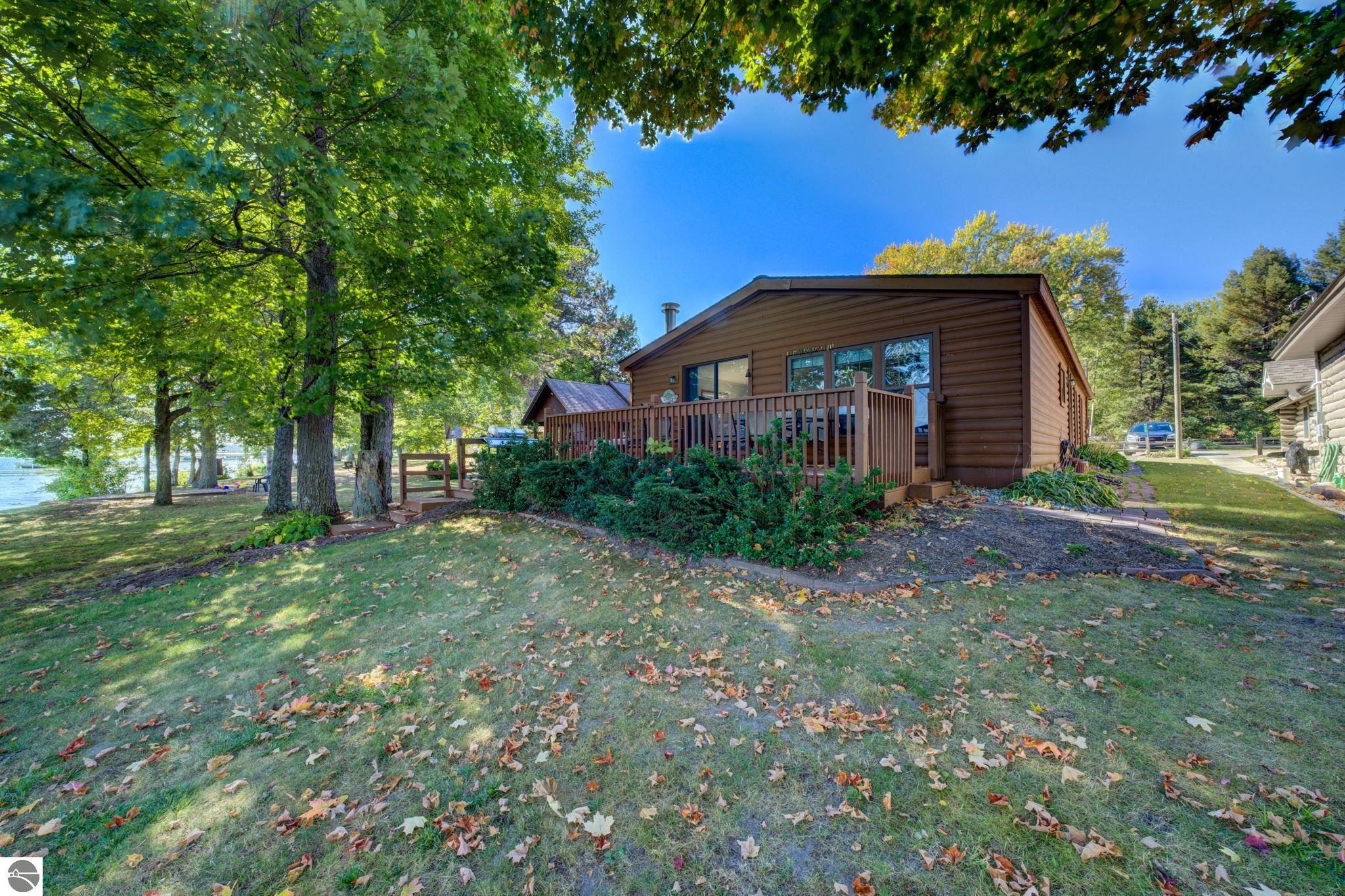 8095 Rustic Drive