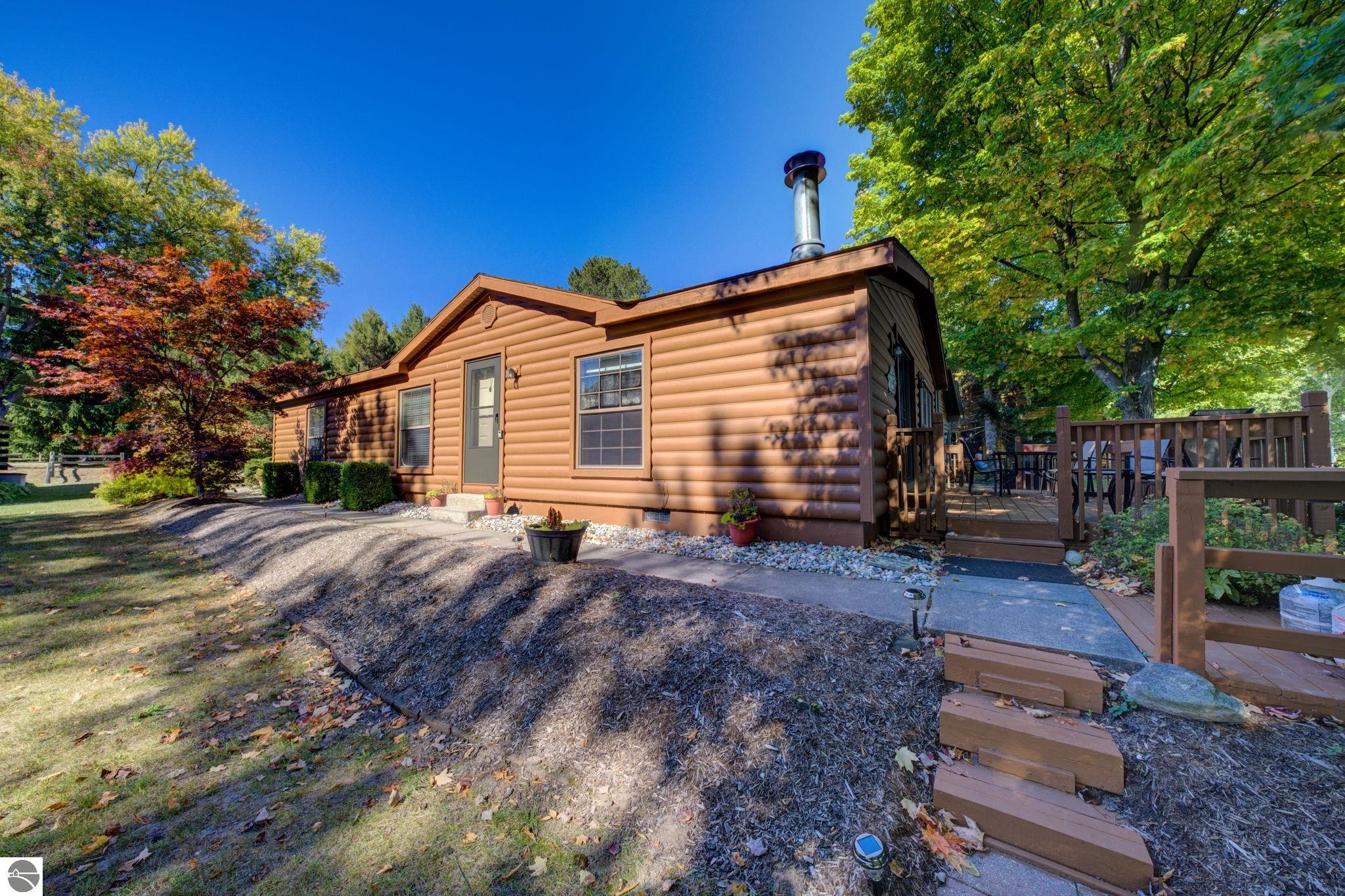8095 Rustic Drive
