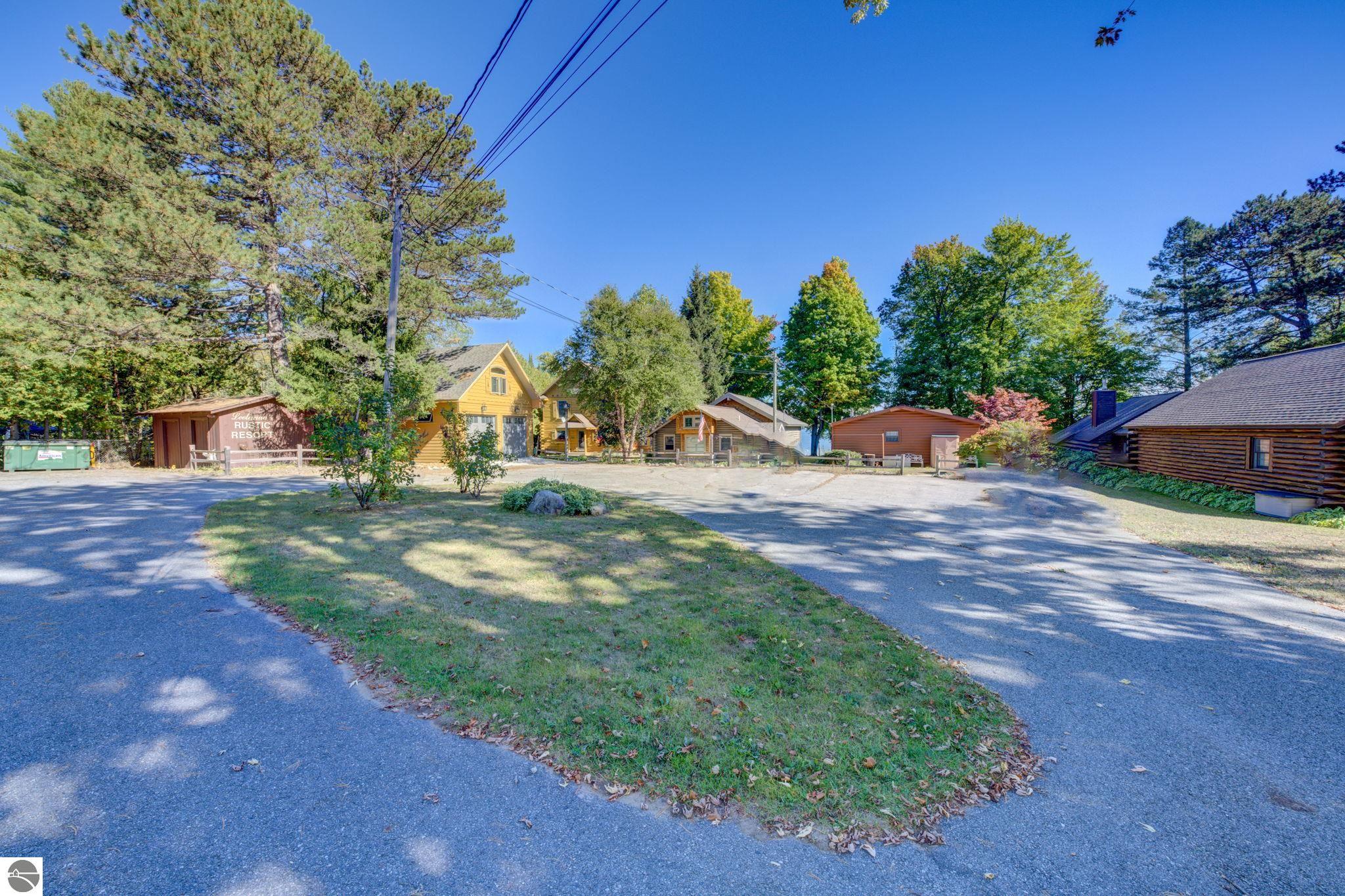 8095 Rustic Drive