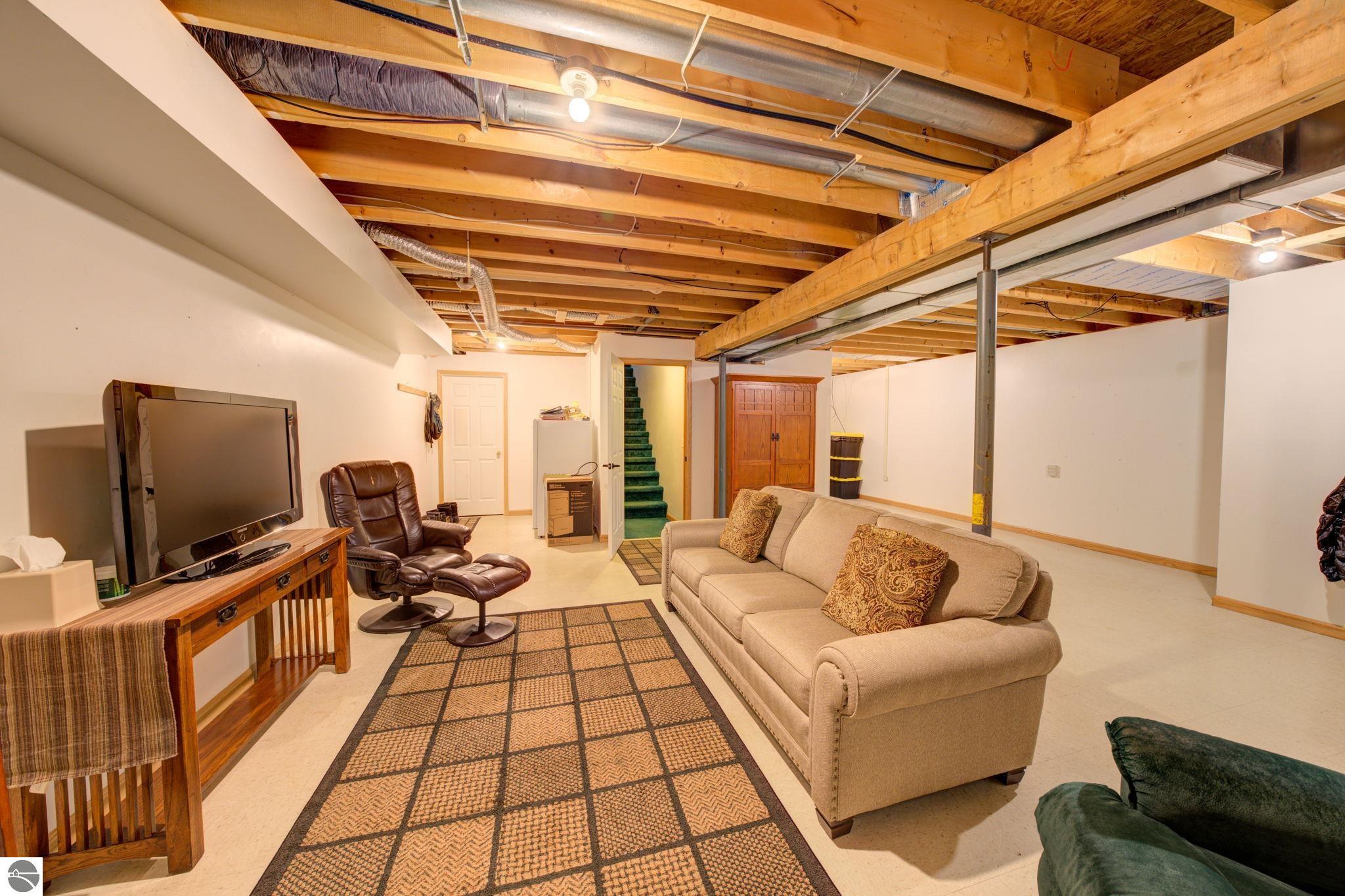 19195 Beechridge Drive