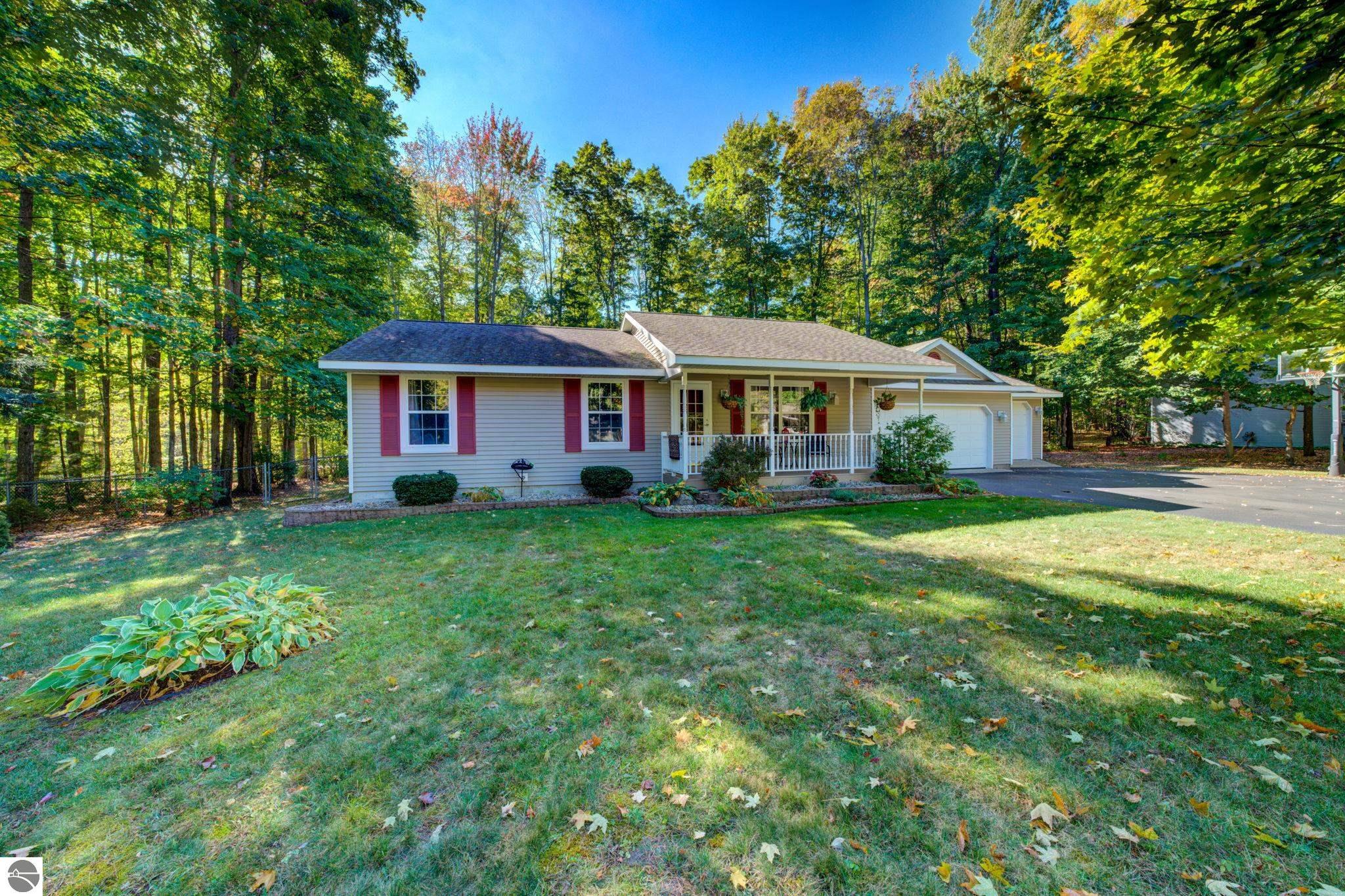 19195 Beechridge Drive