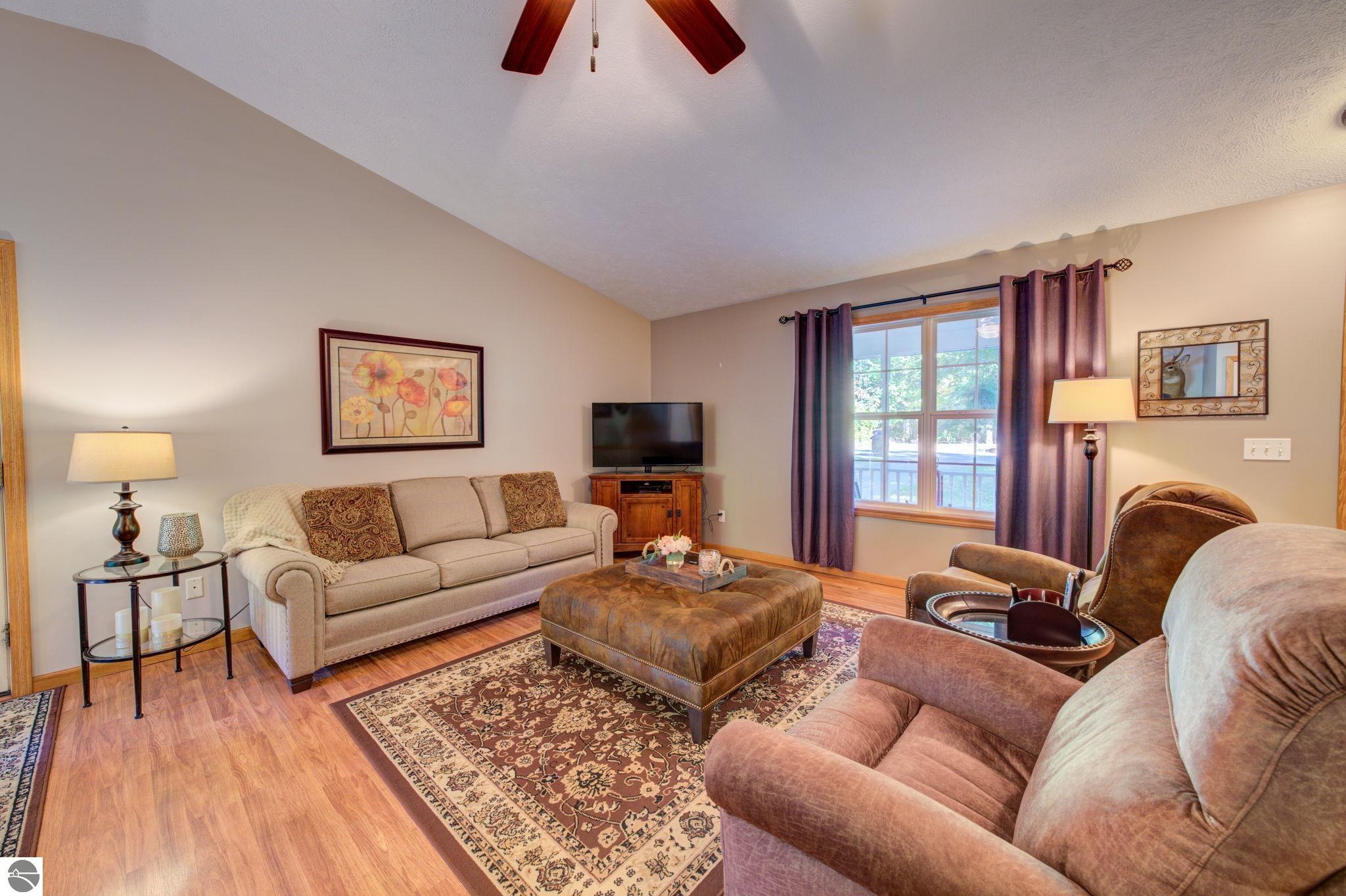 19195 Beechridge Drive