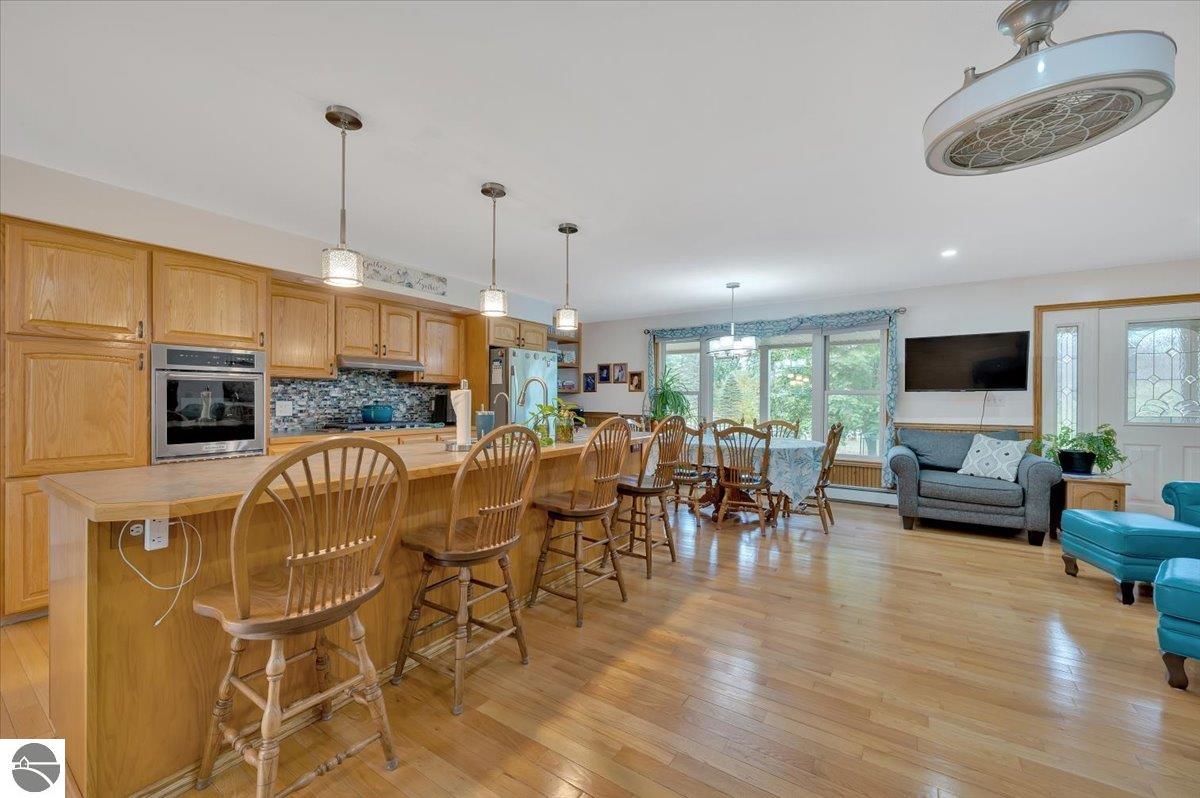 3156 Putnam Road